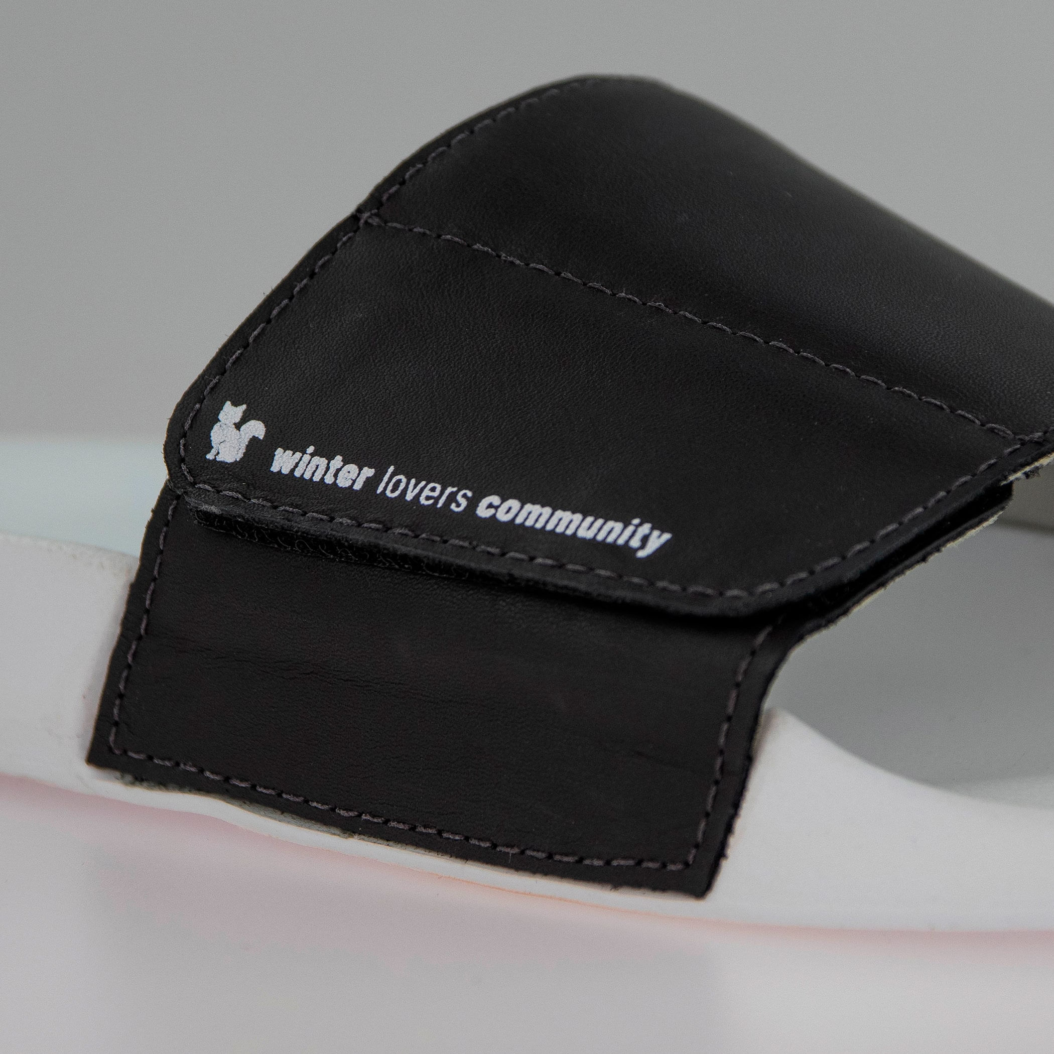 Chinelo Feminino Slide Adapt Leather Preta Ref.:22400D