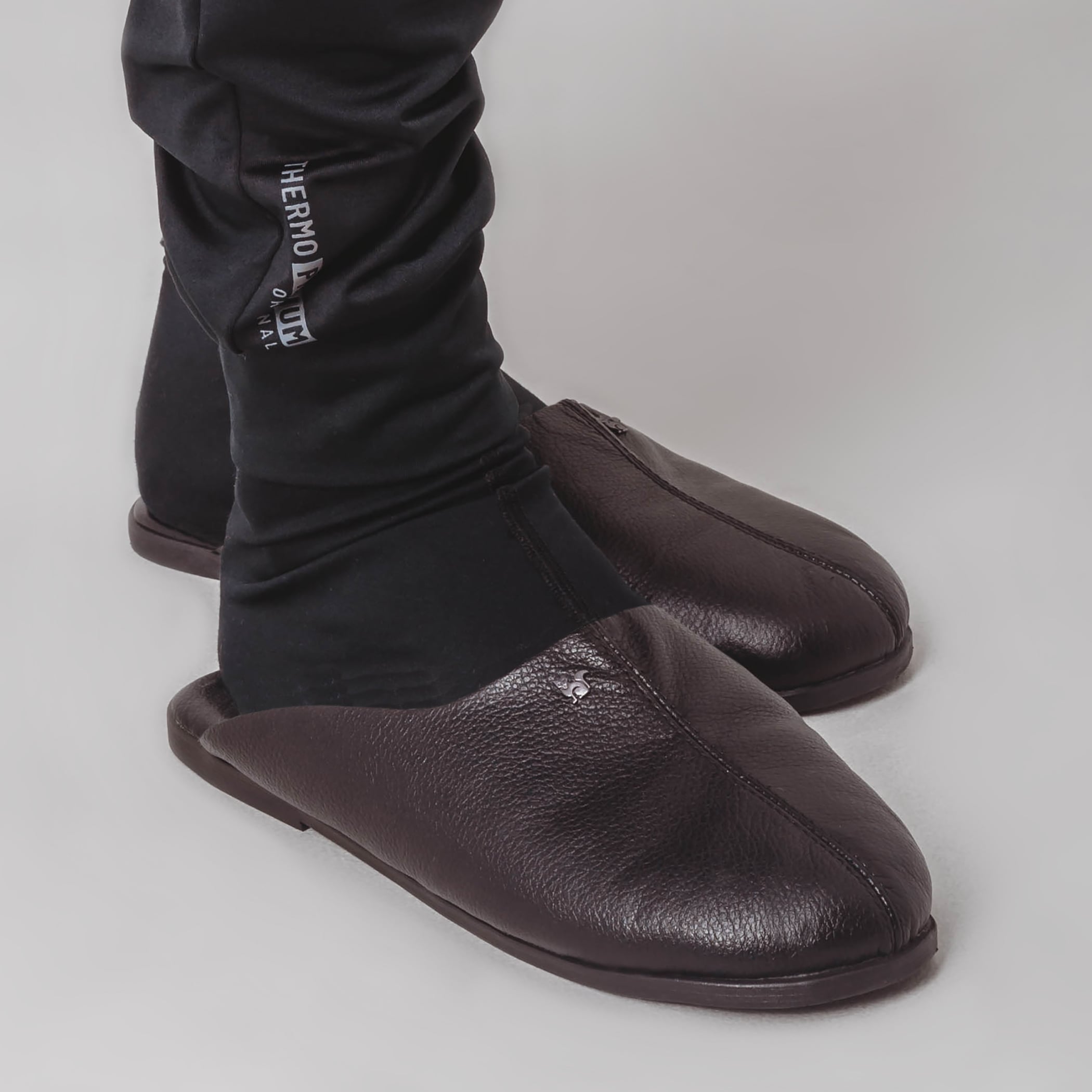 Pantufa de couro forrada em tecido anatômico Gramado Ref.:429