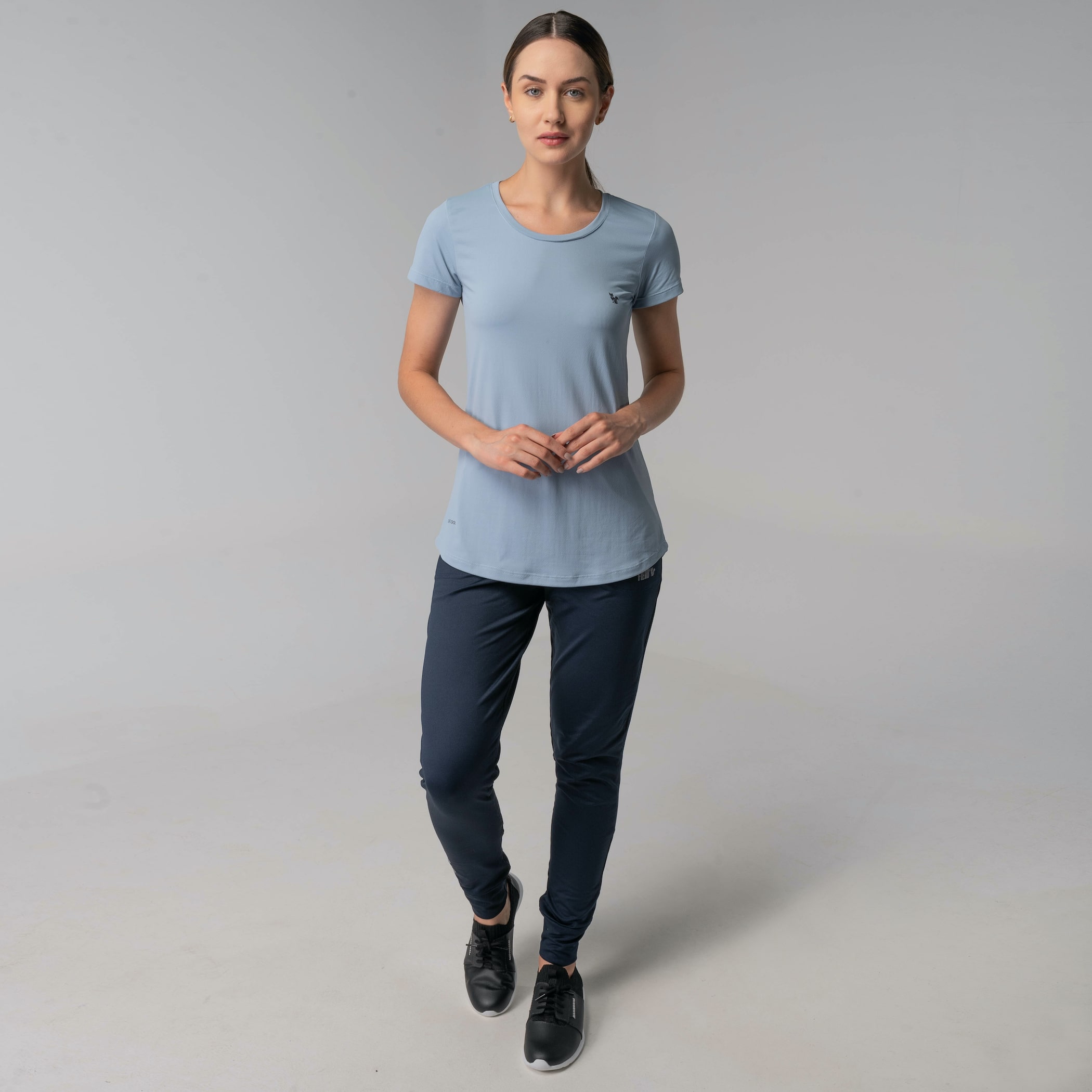 Camiseta Feminina proteção UV Sense Cool Regular Fit alongada - Manga Curta