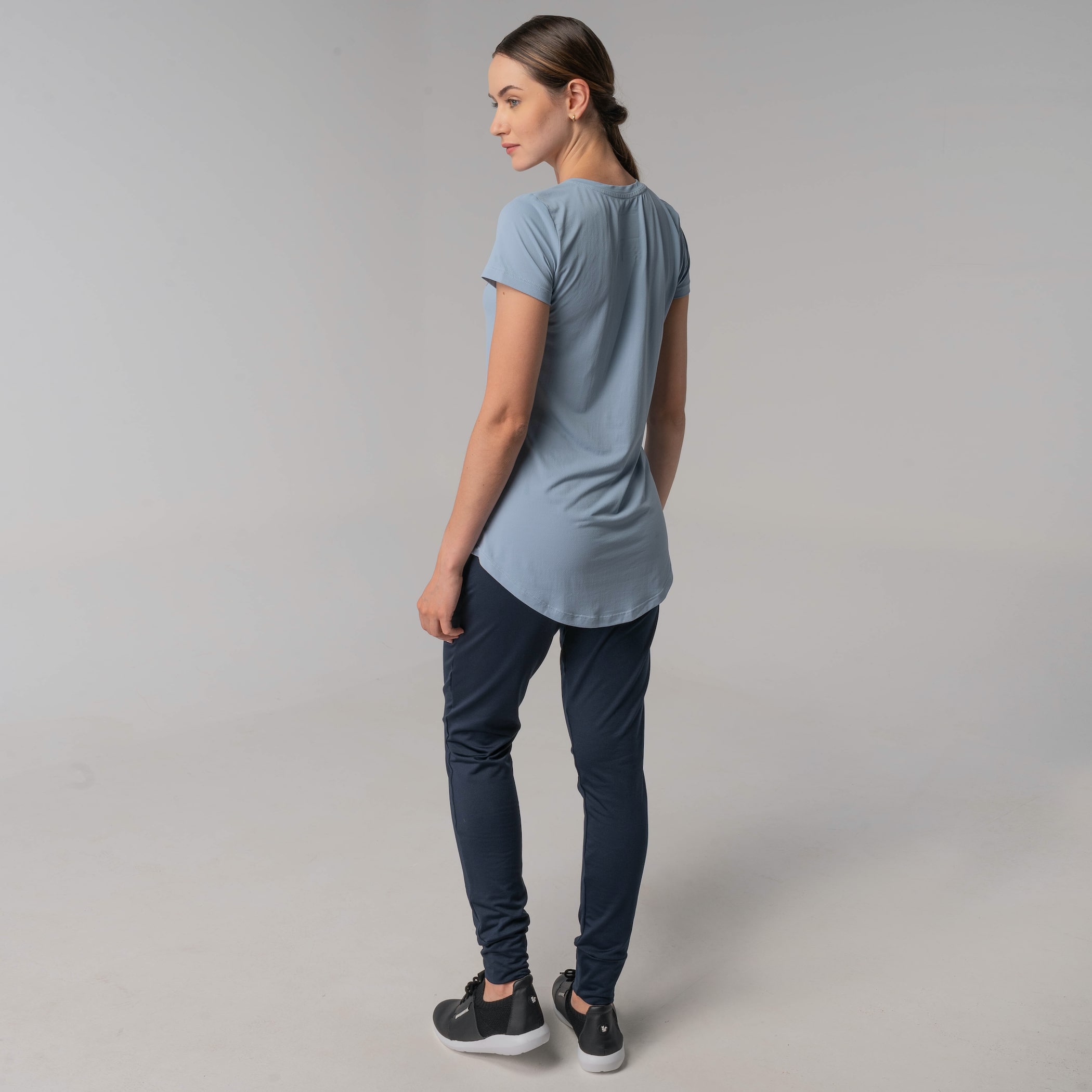 Camiseta Feminina proteção UV Sense Cool Regular Fit alongada - Manga Curta