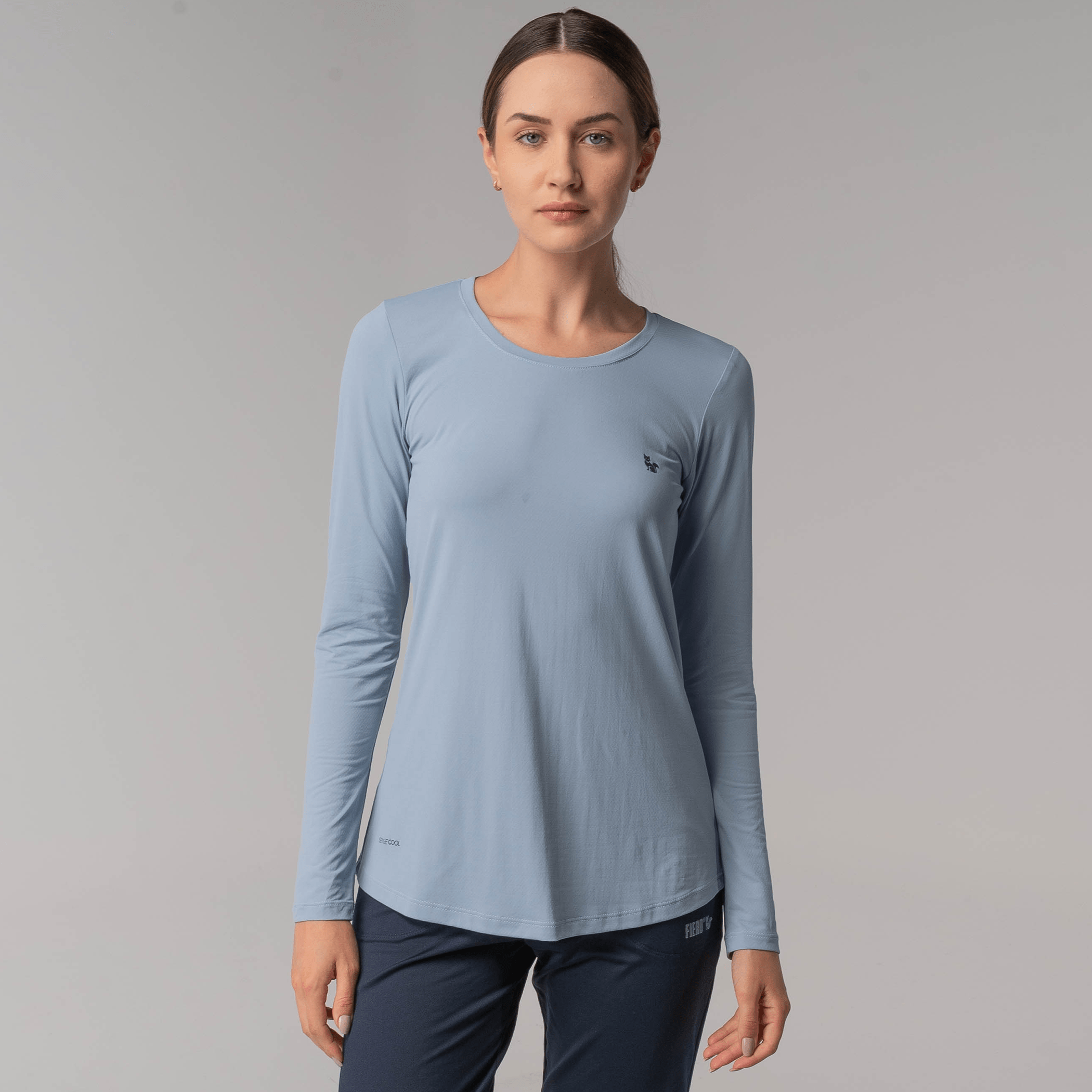 Camiseta feminina proteção UV Sense Cool Regular Fit alongada - Manga Longa
