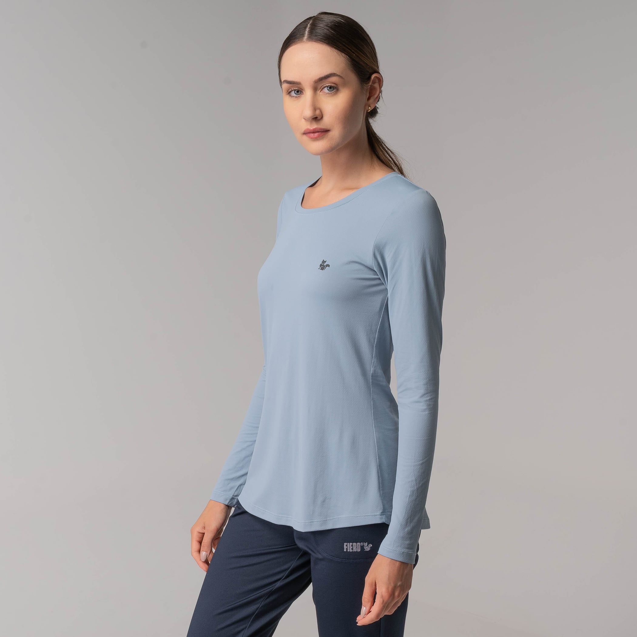 Camiseta feminina proteção UV Sense Cool Regular Fit alongada - Manga Longa
