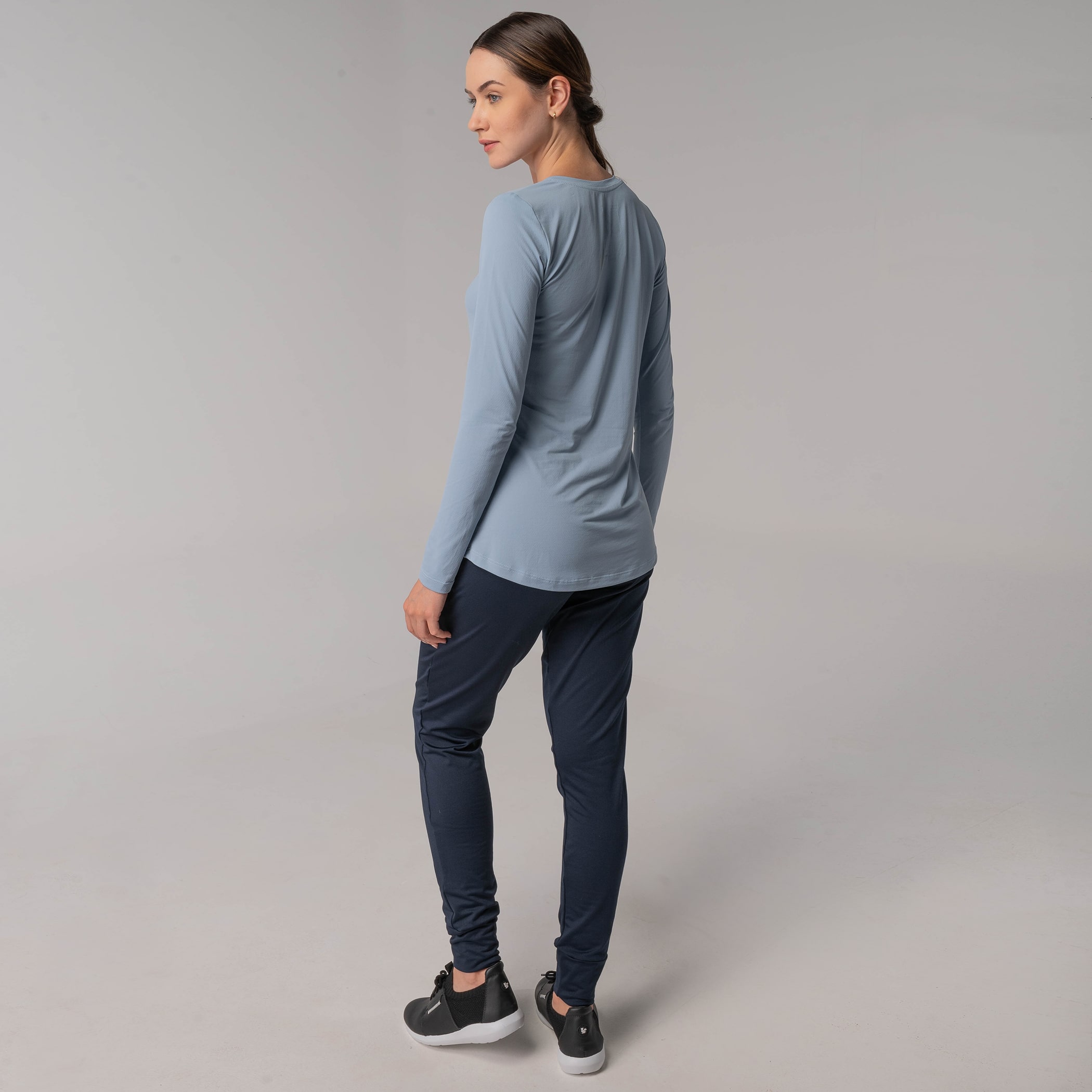 Camiseta feminina proteção UV Sense Cool Regular Fit alongada - Manga Longa