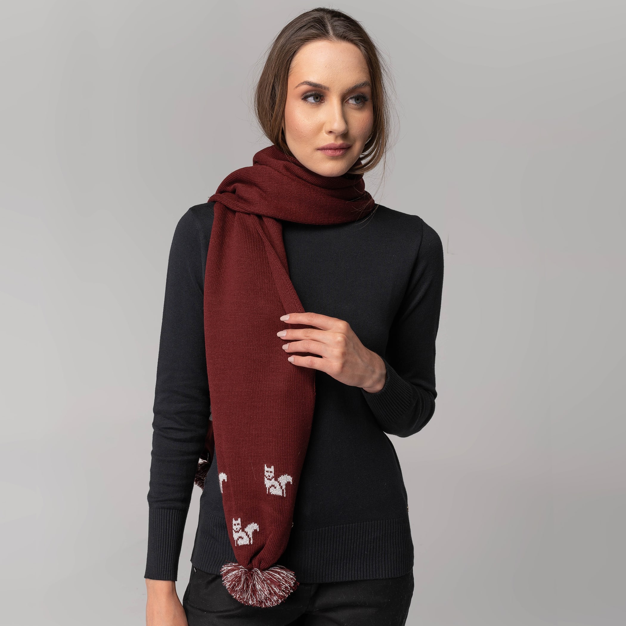 Cachecol Feminino Shiny Snow Fox Pompom Tricô Premium