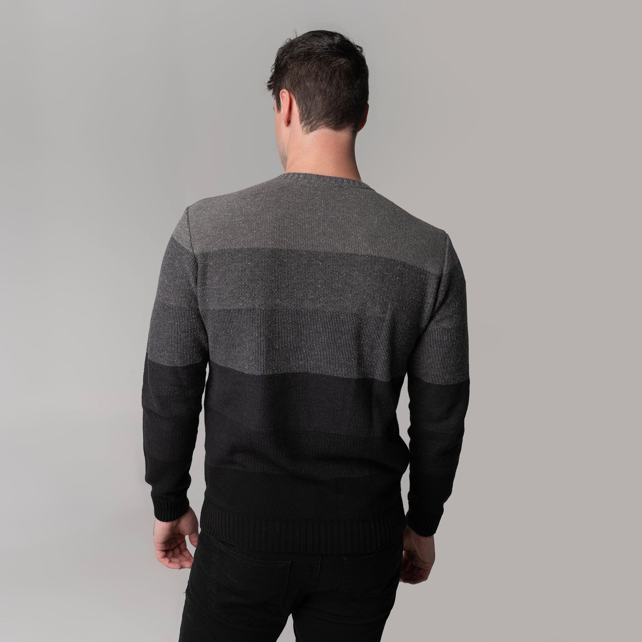 Suéter masculino em tricô degradê Manchester gola redonda