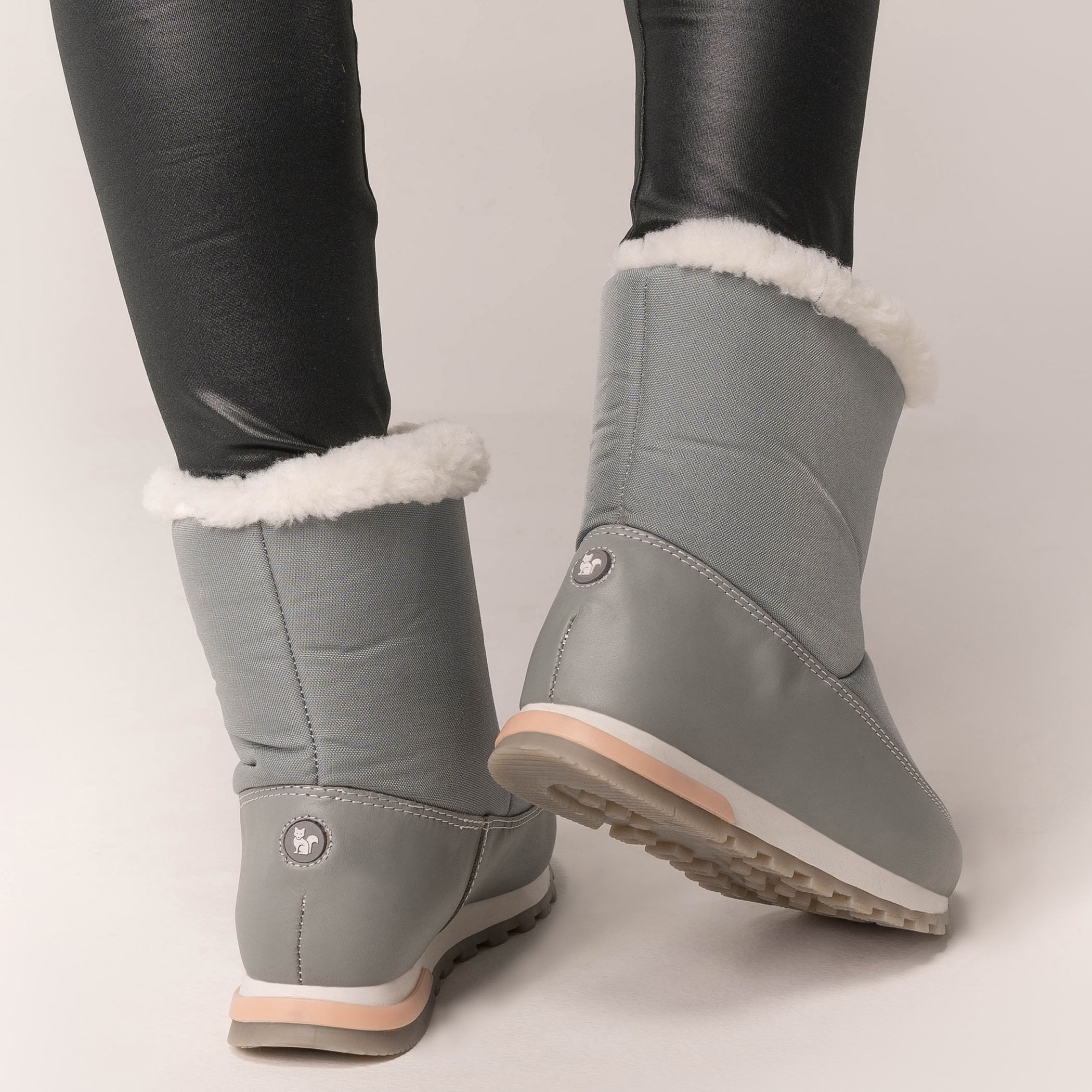 Bota feminina Snowy To Go forrada em lã sintética Ref.:23107