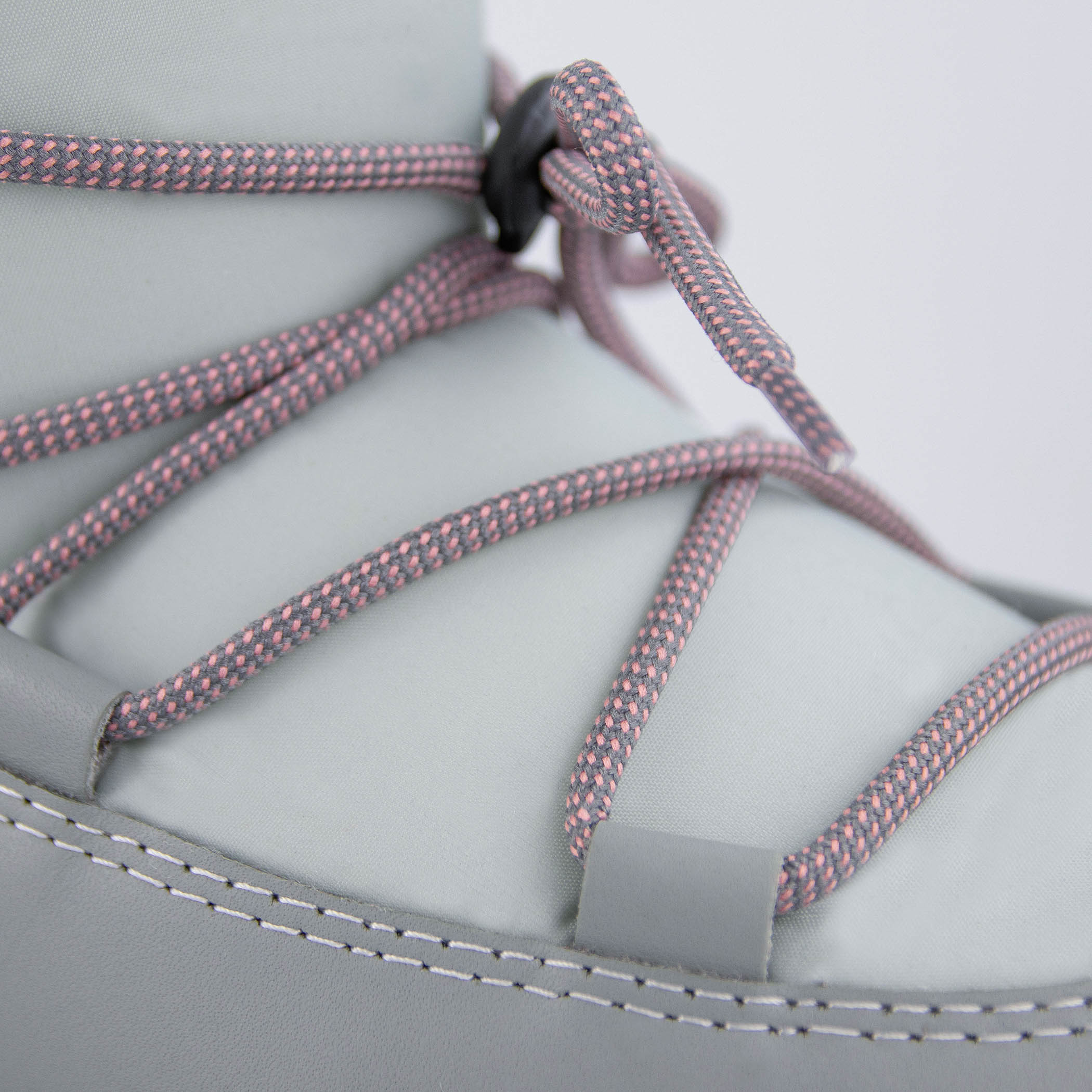 Bota Feminina Snowy Tie Forrada em Lã Sintética Ref.:23104
