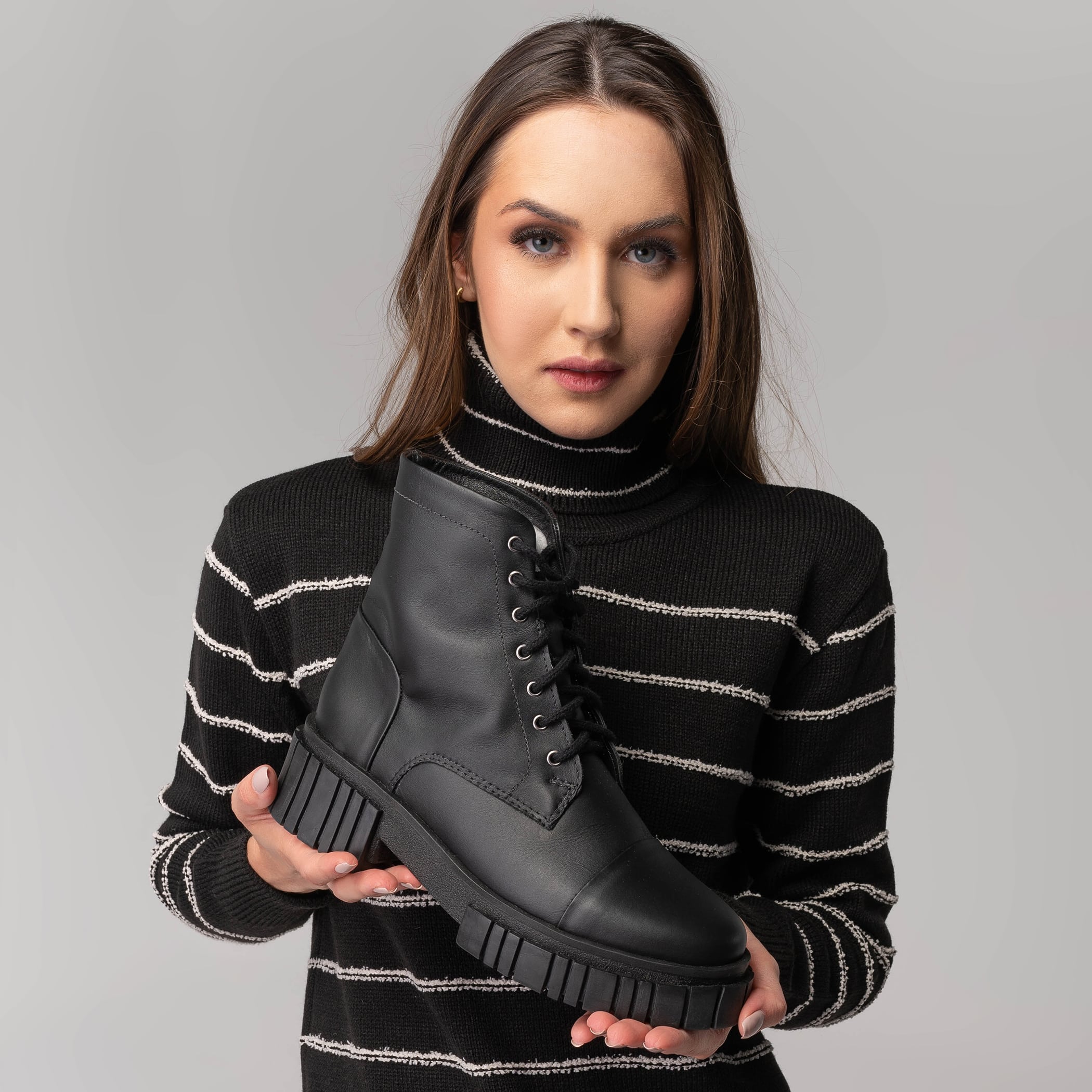 Bota feminina forrada em lã sintética Tractor Lace Ref.:22807