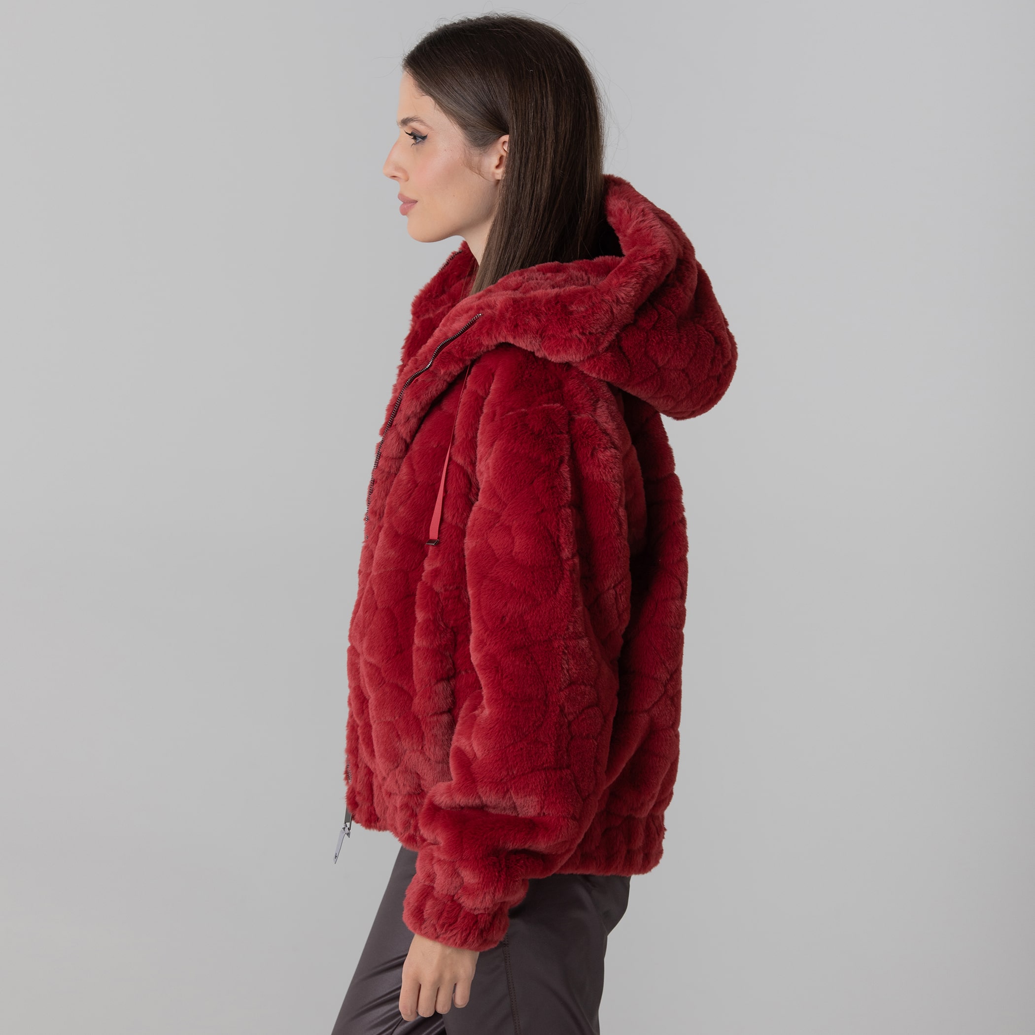 Jaqueta feminina bomber teddy Bienna de pelo texturizado