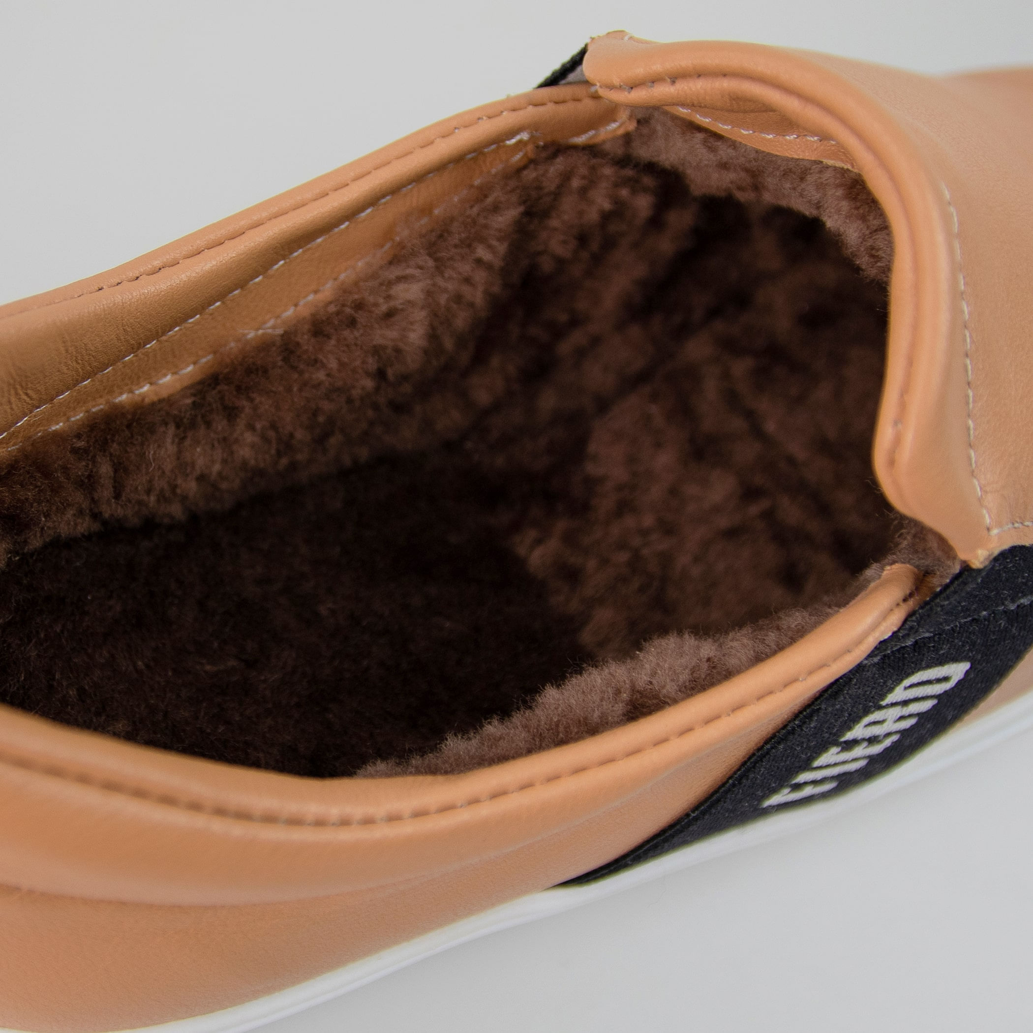 Tênis Slip On feminino The Box Stripe forrado em lã natural de carneiro Ref.:22917
