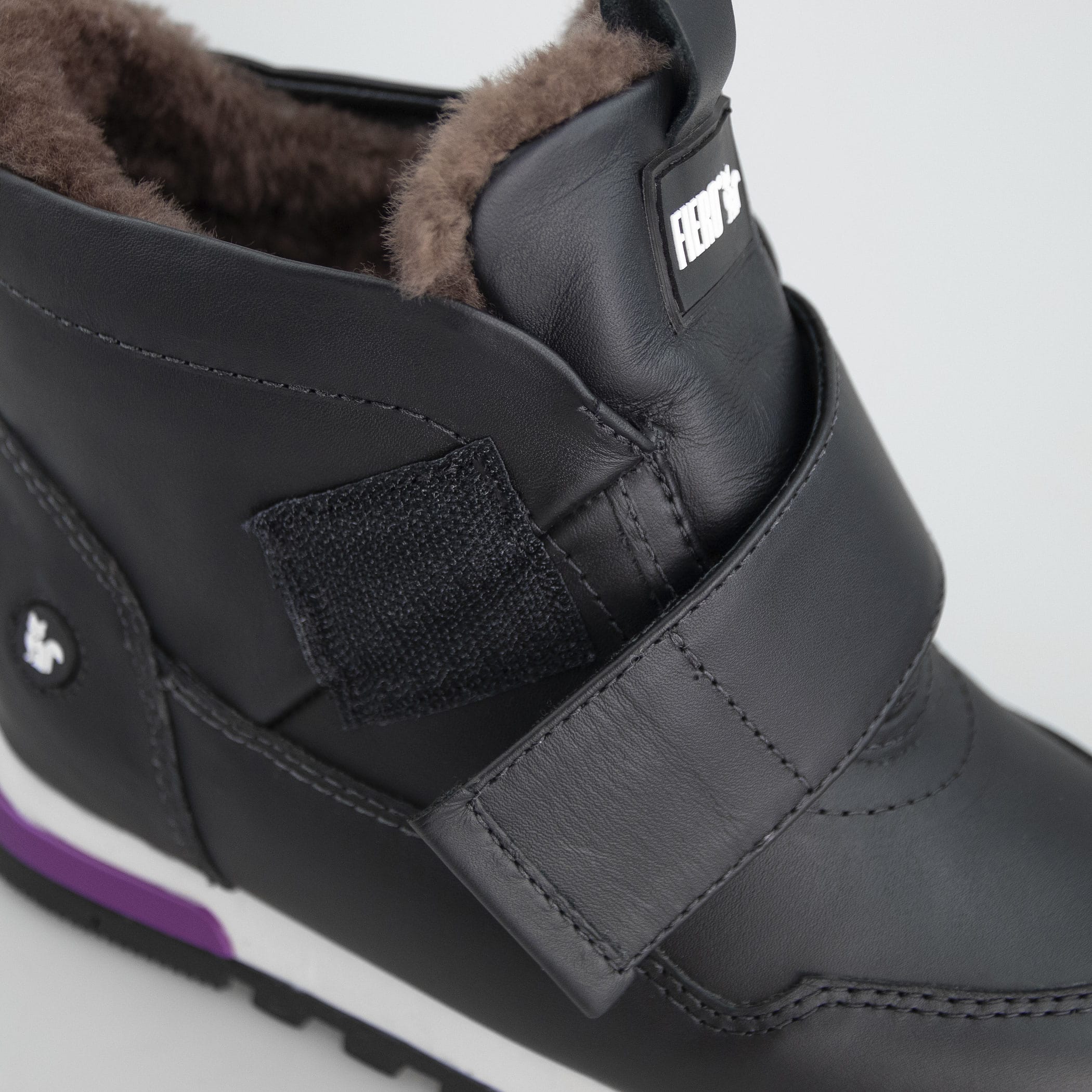 Bota feminina Snowy Fasten forrada em lã natural Ref.:23114