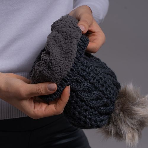 Gorro Feminino Pompom Copenhague forrado em lã