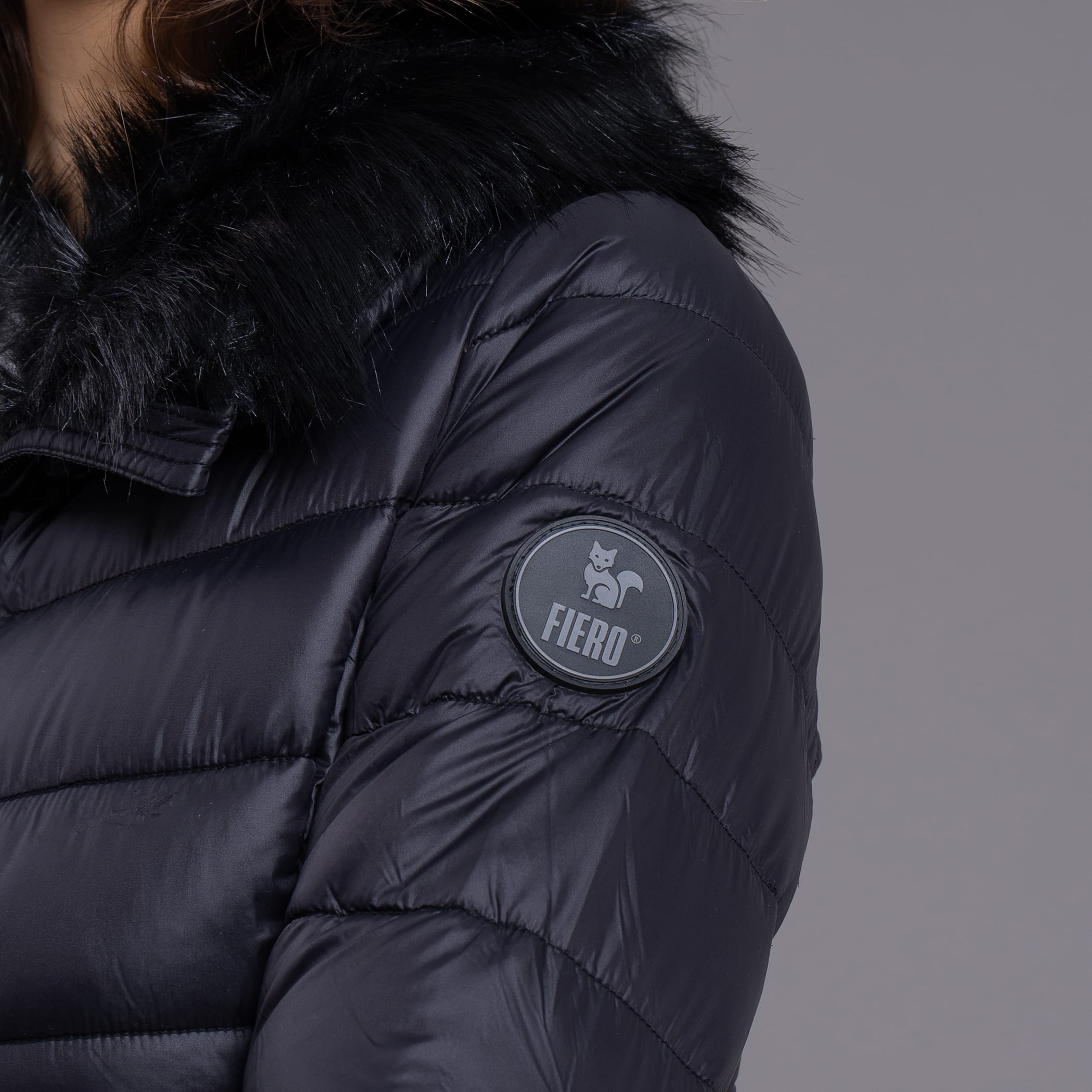 Casaco feminino puffer Tech Alpine Cairngorms com gola de pelos removíveis