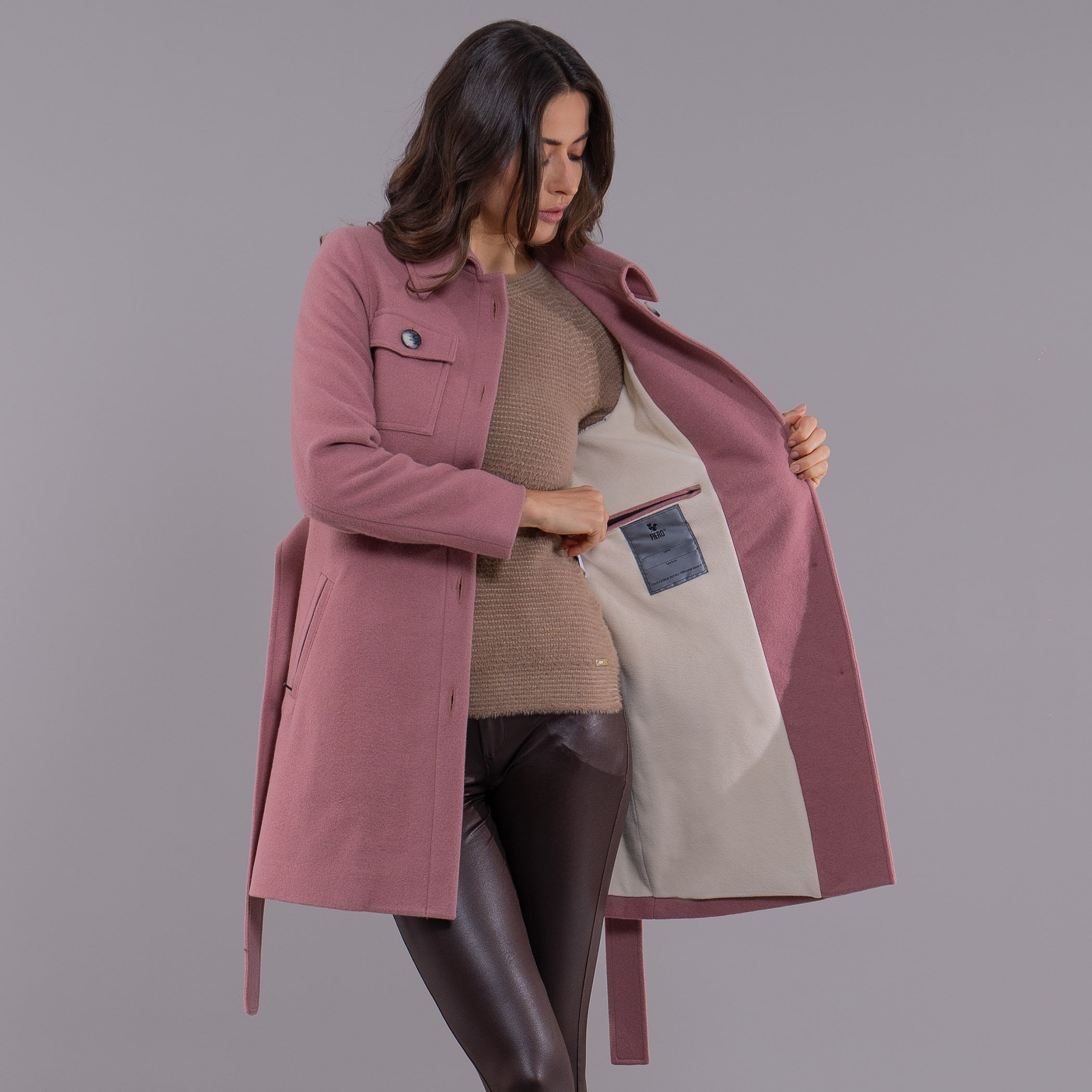 Casaco Térmico Feminino Saint-Tropez em lã premium com cinto