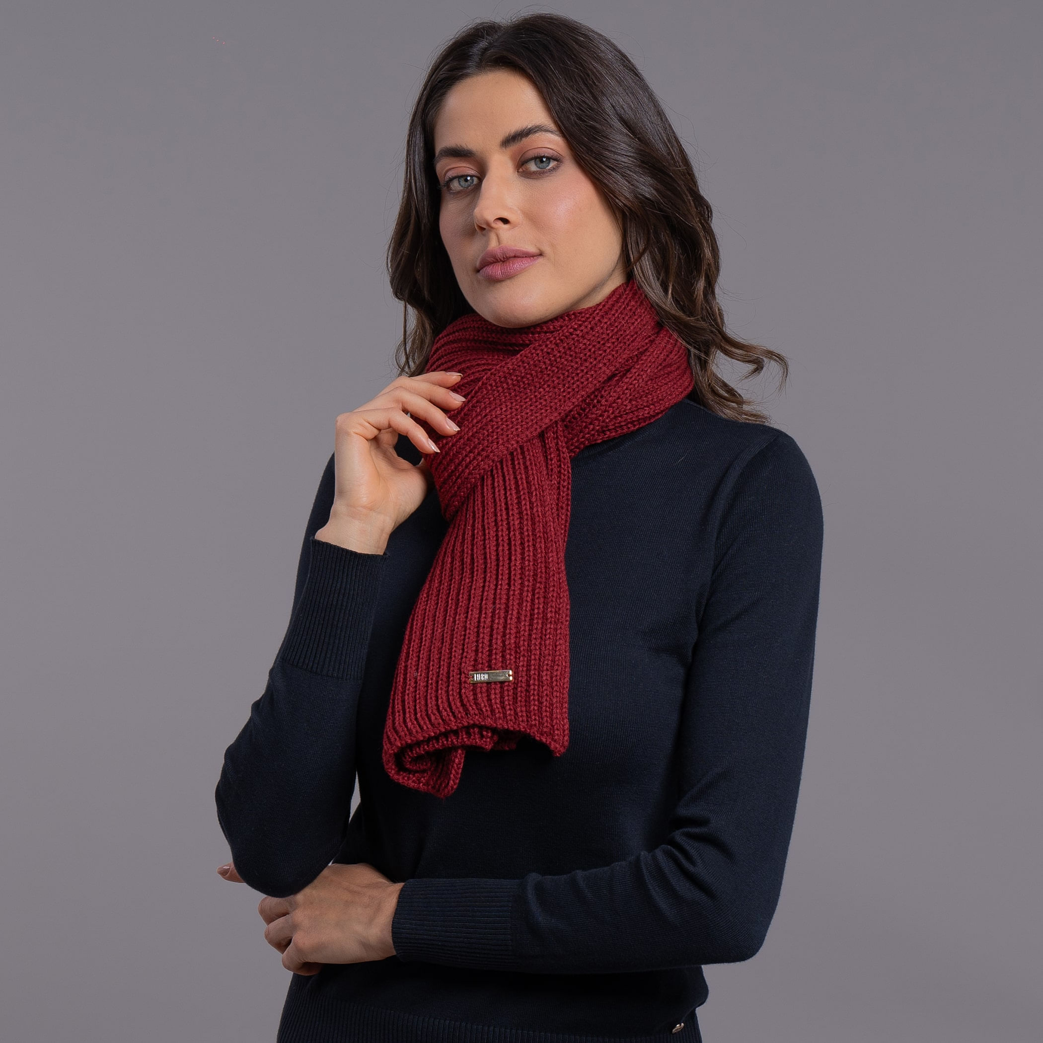 Cachecol feminino em tricô Vielas