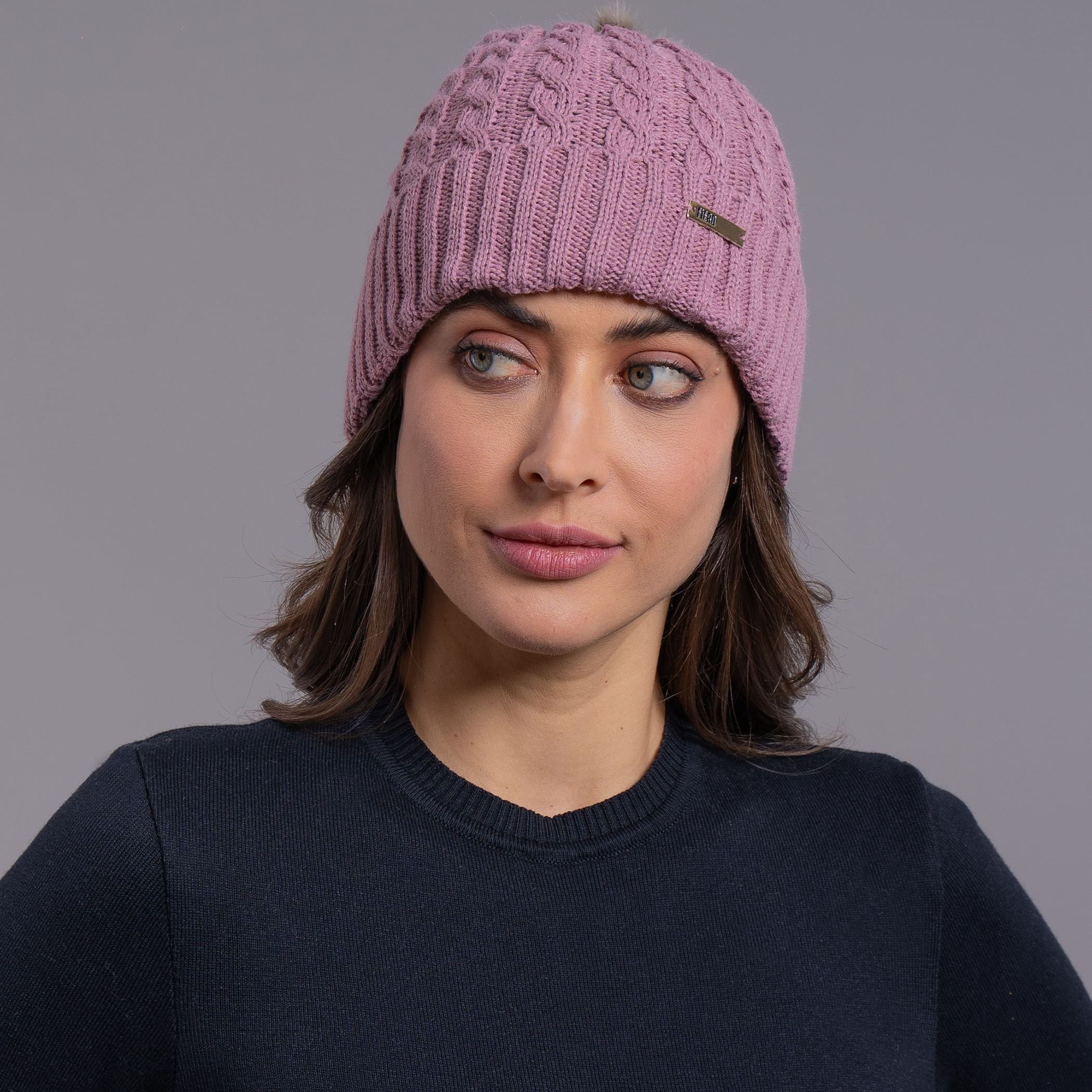 Gorro em tricô Vielas com pompom