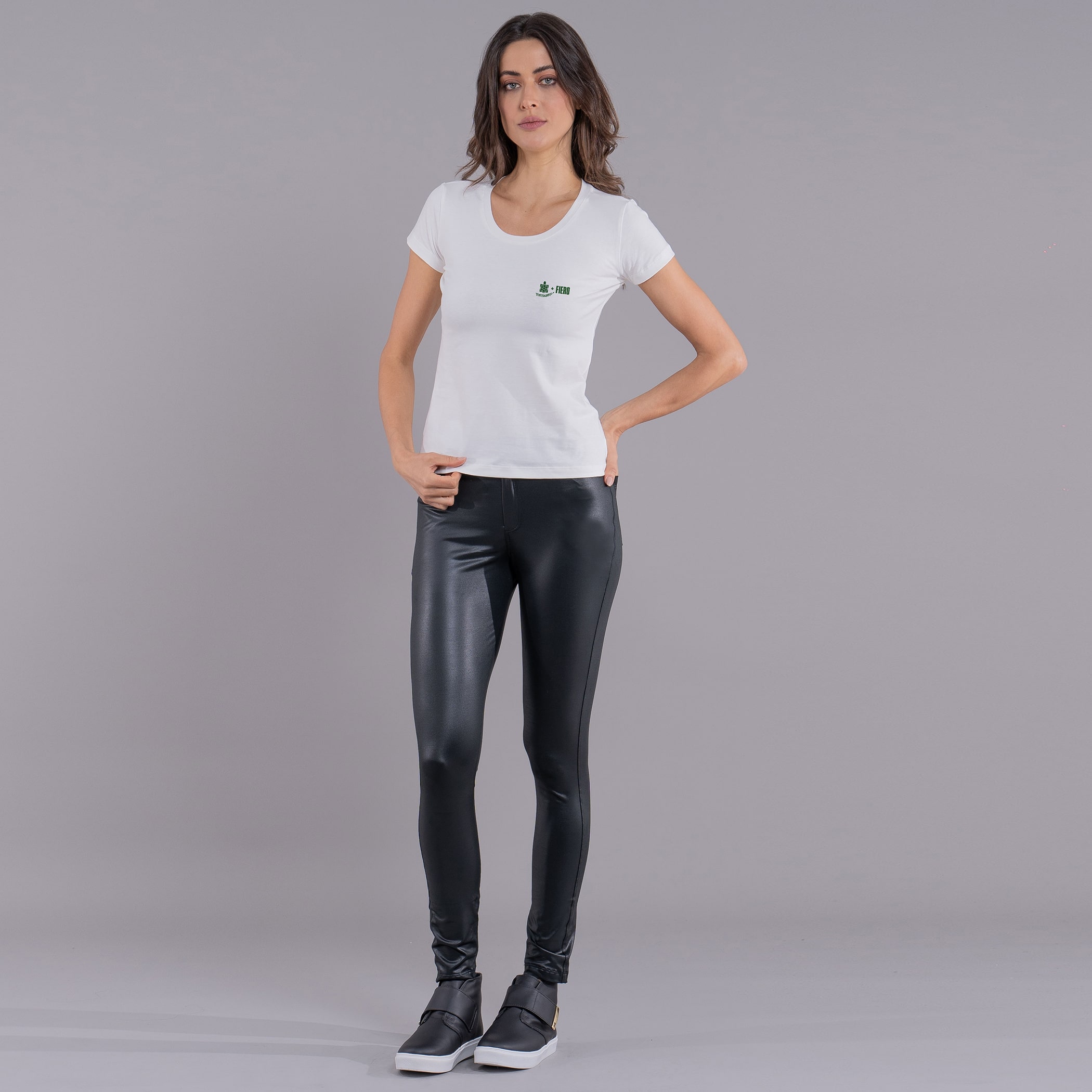Camiseta feminina Baby look Tortugando + Fiero