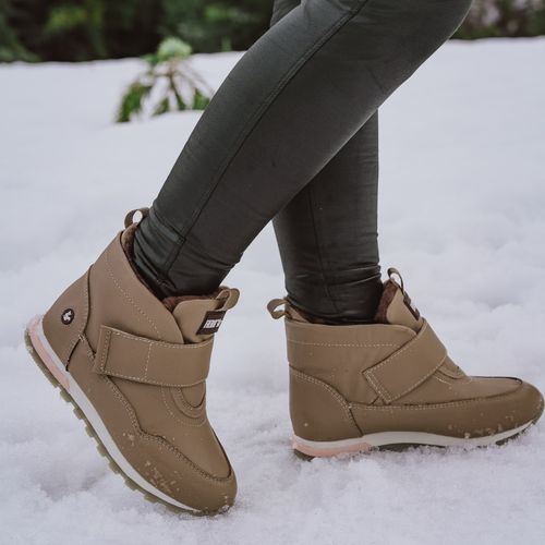 Bota feminina Snowy Fasten forrada em lã natural Ref.:23114