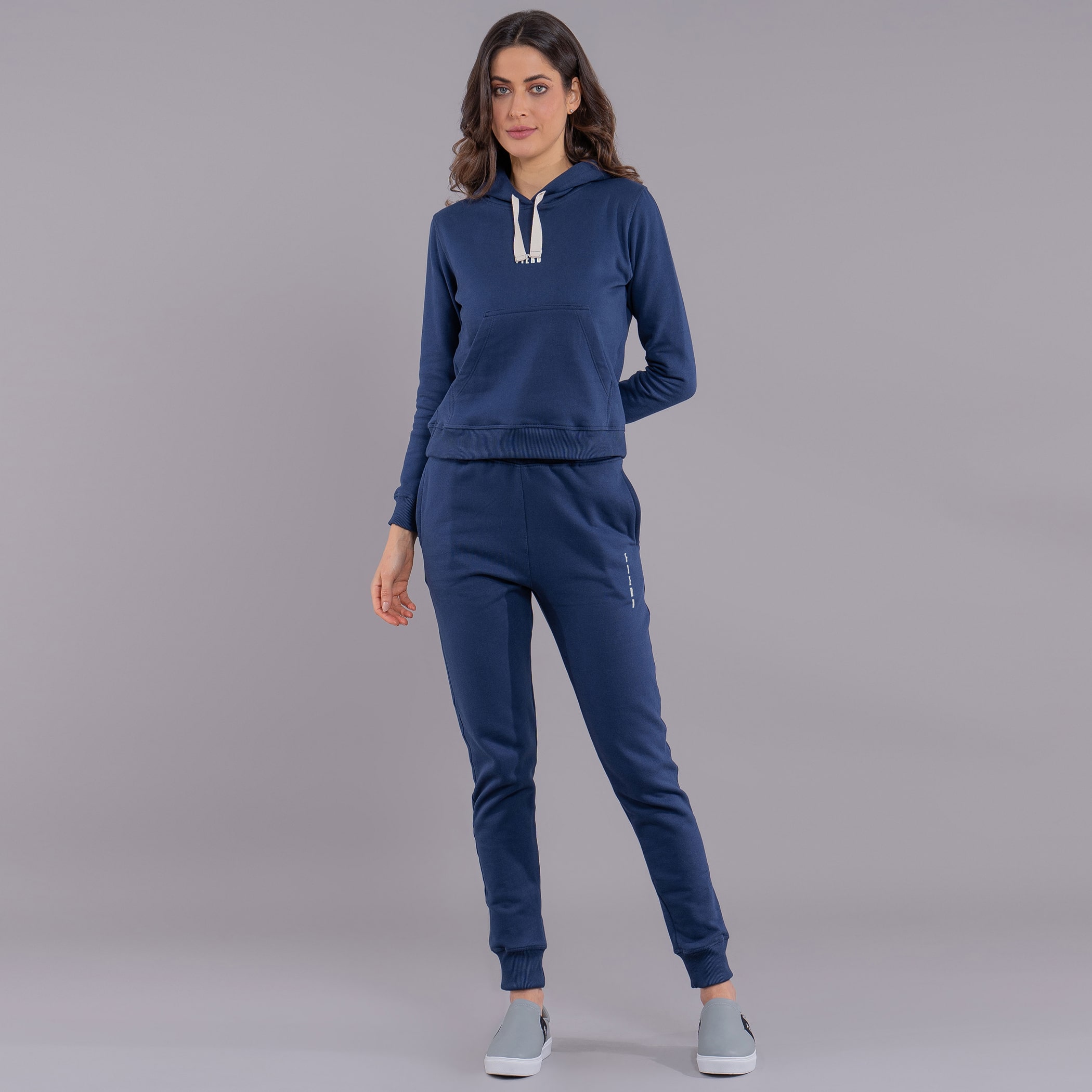 Moletom feminino Fiero Space canguru com forro peluciado