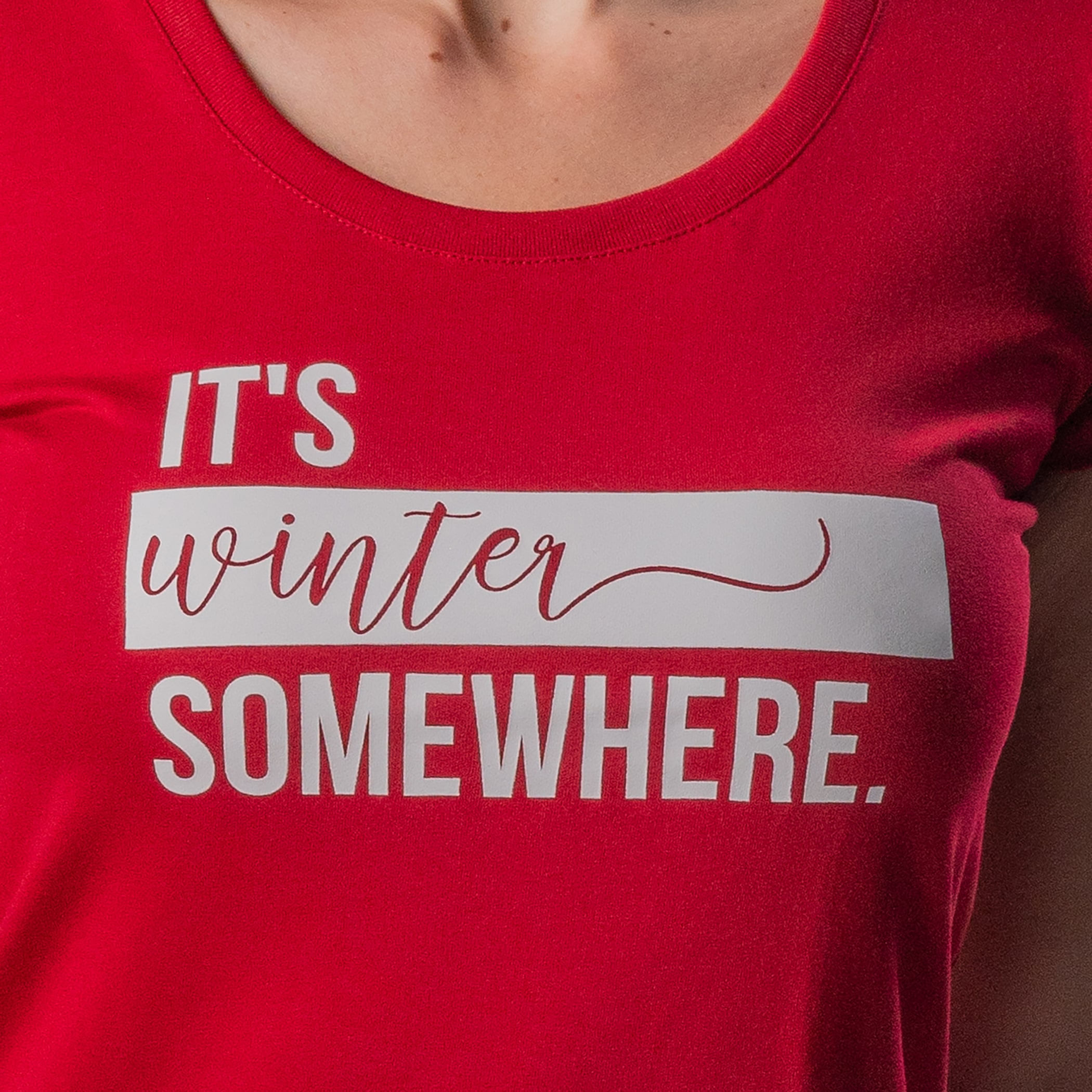Camiseta Feminina Baby Look Manga curta It’s Winter Somewhere