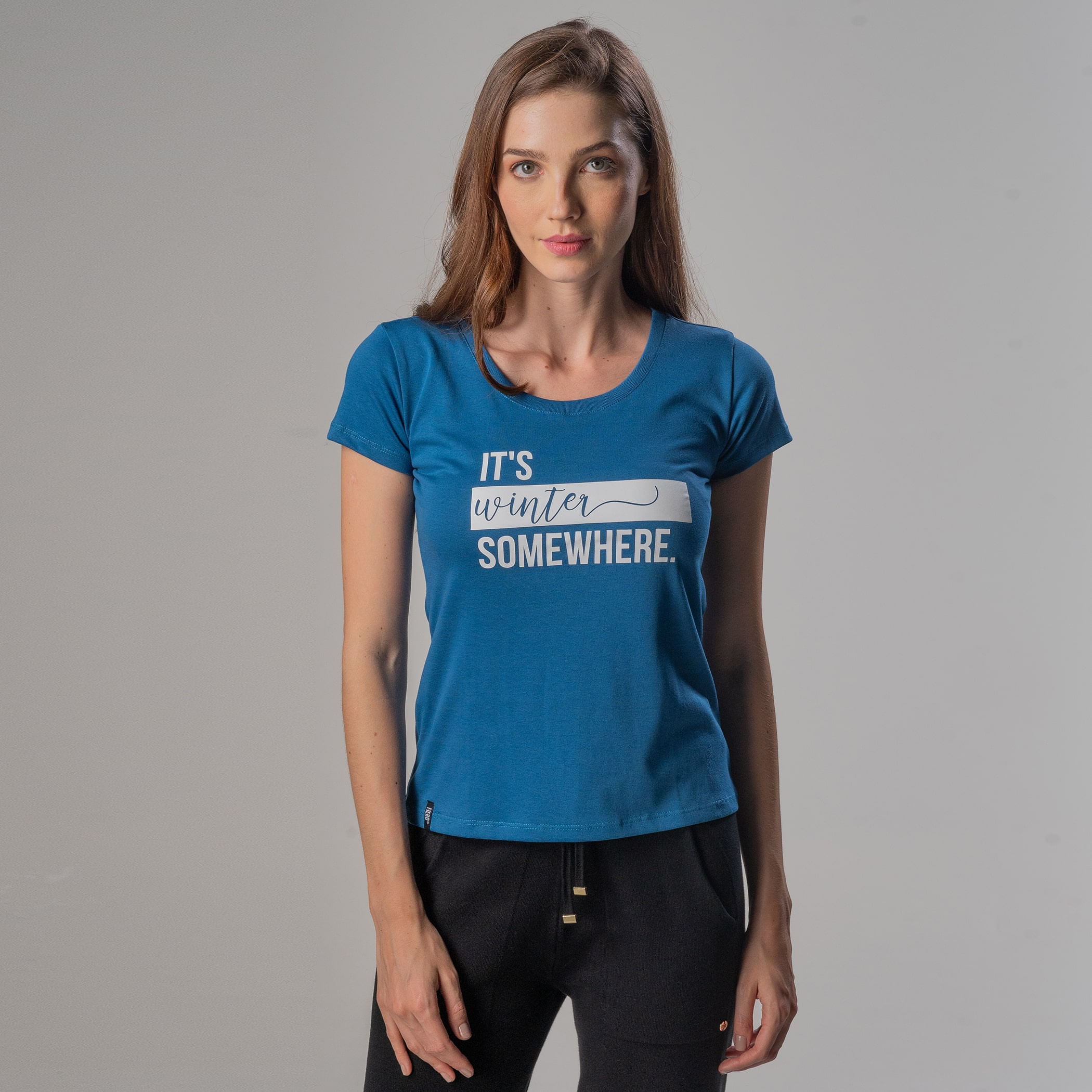 Camiseta Feminina Baby Look Manga curta It’s Winter Somewhere