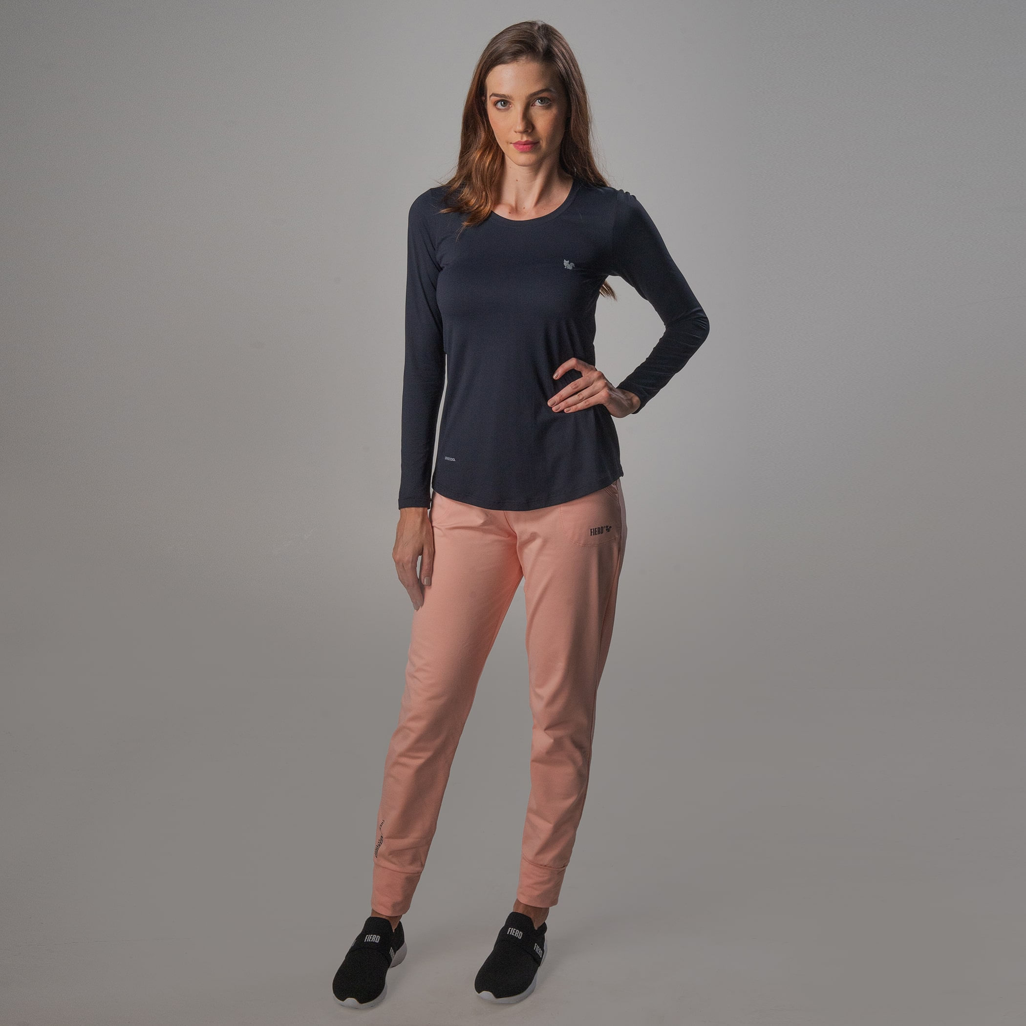 Camiseta feminina proteção UV Sense Cool Regular Fit alongada - Manga Longa