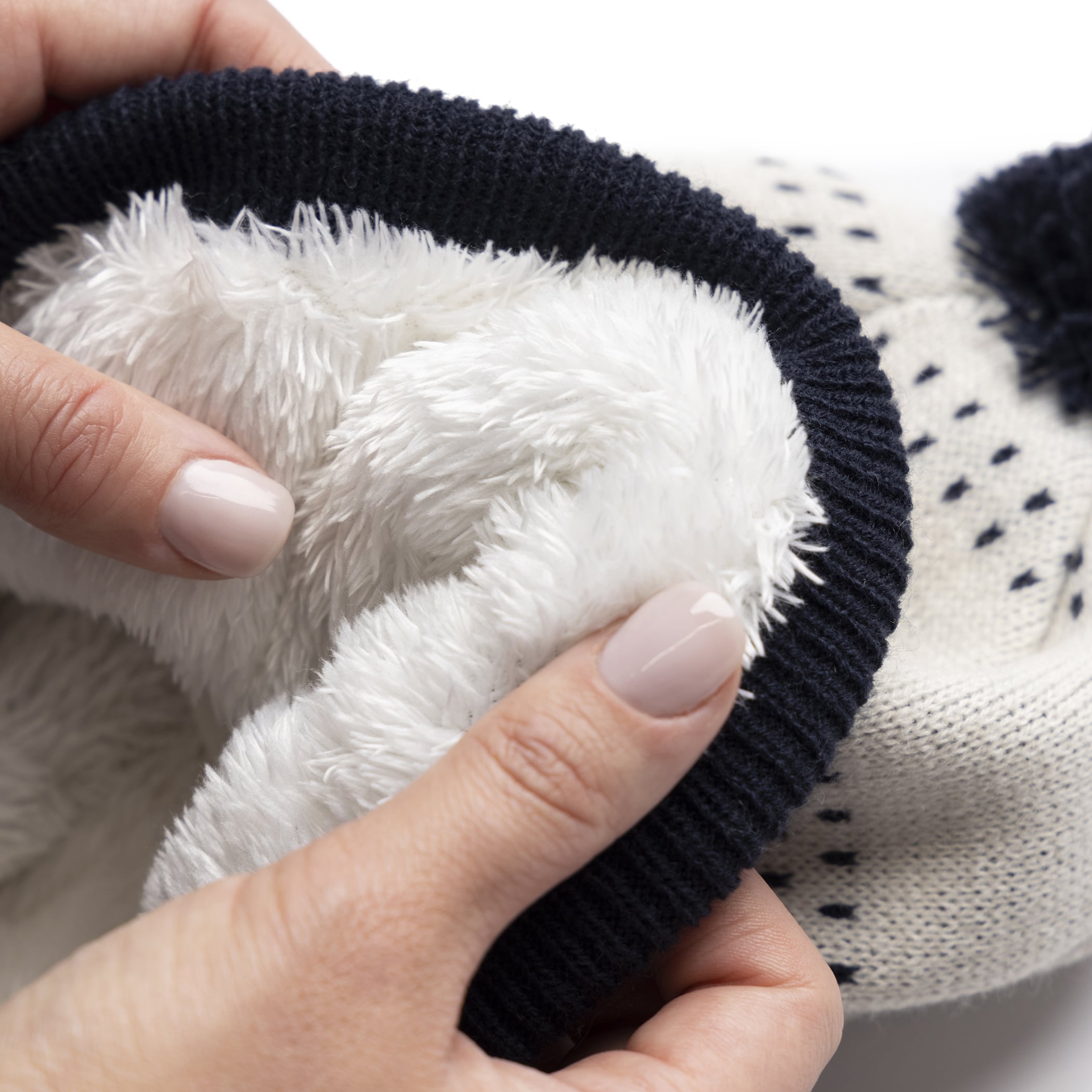 Gorro Térmico Feminino Pompom Patterned Avon em Tricô Heat Holders