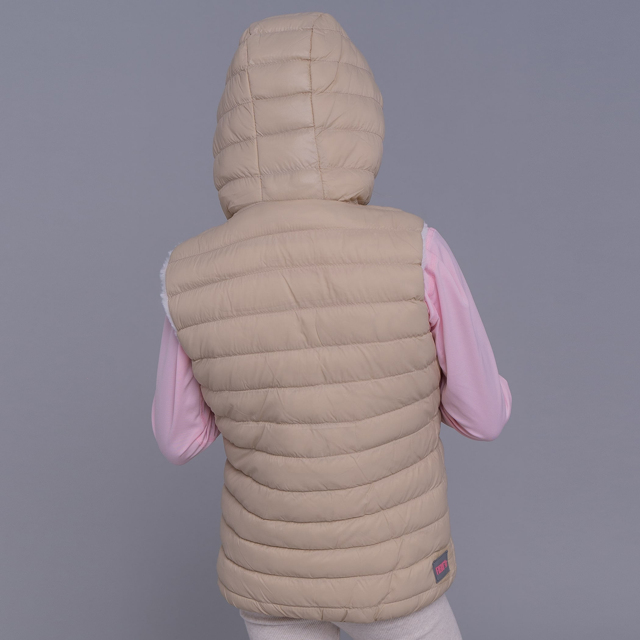 Colete infantil puffer Nagano reversível forrado com capuz