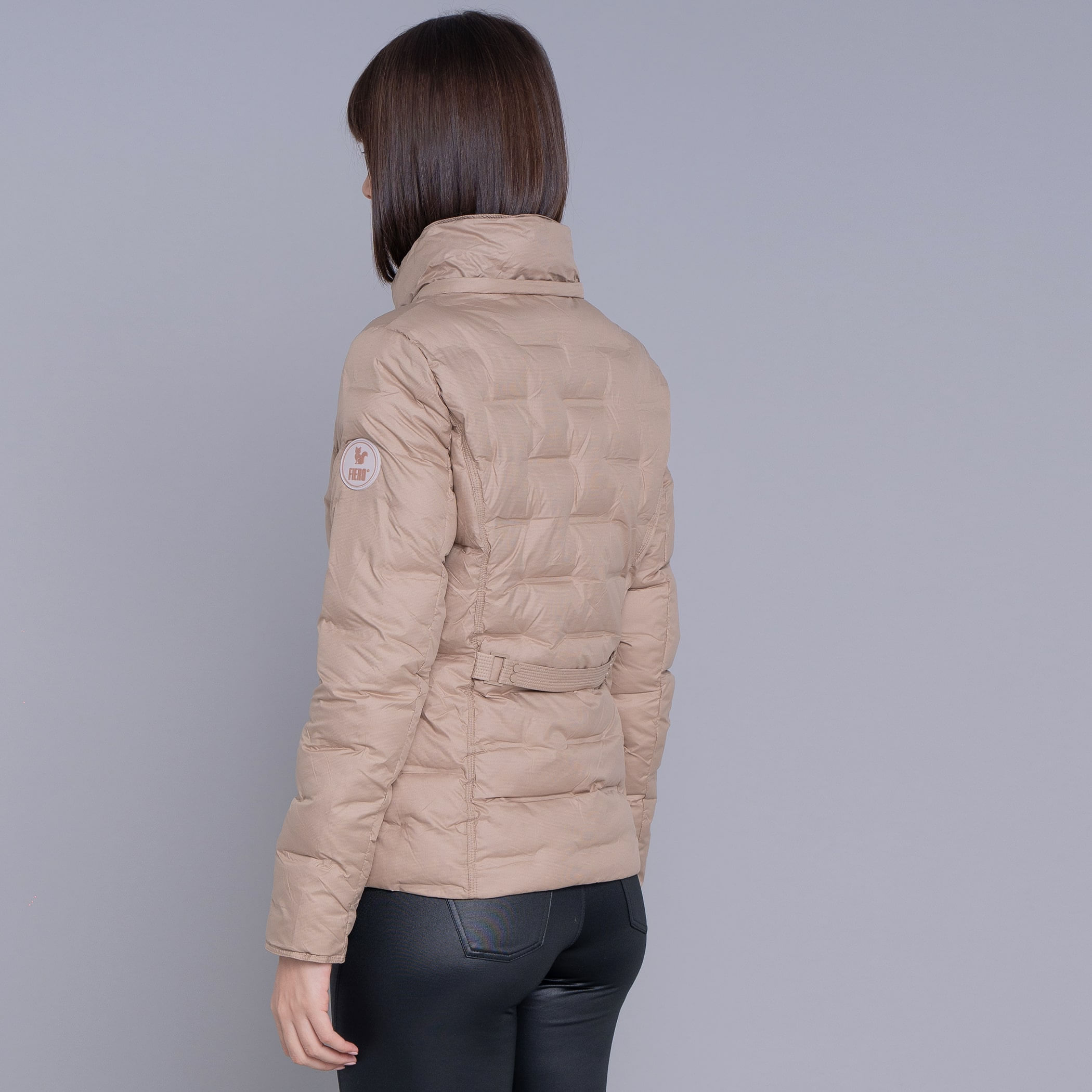 Jaqueta Feminina puffer Soft Alpine Kolla capuz removível
