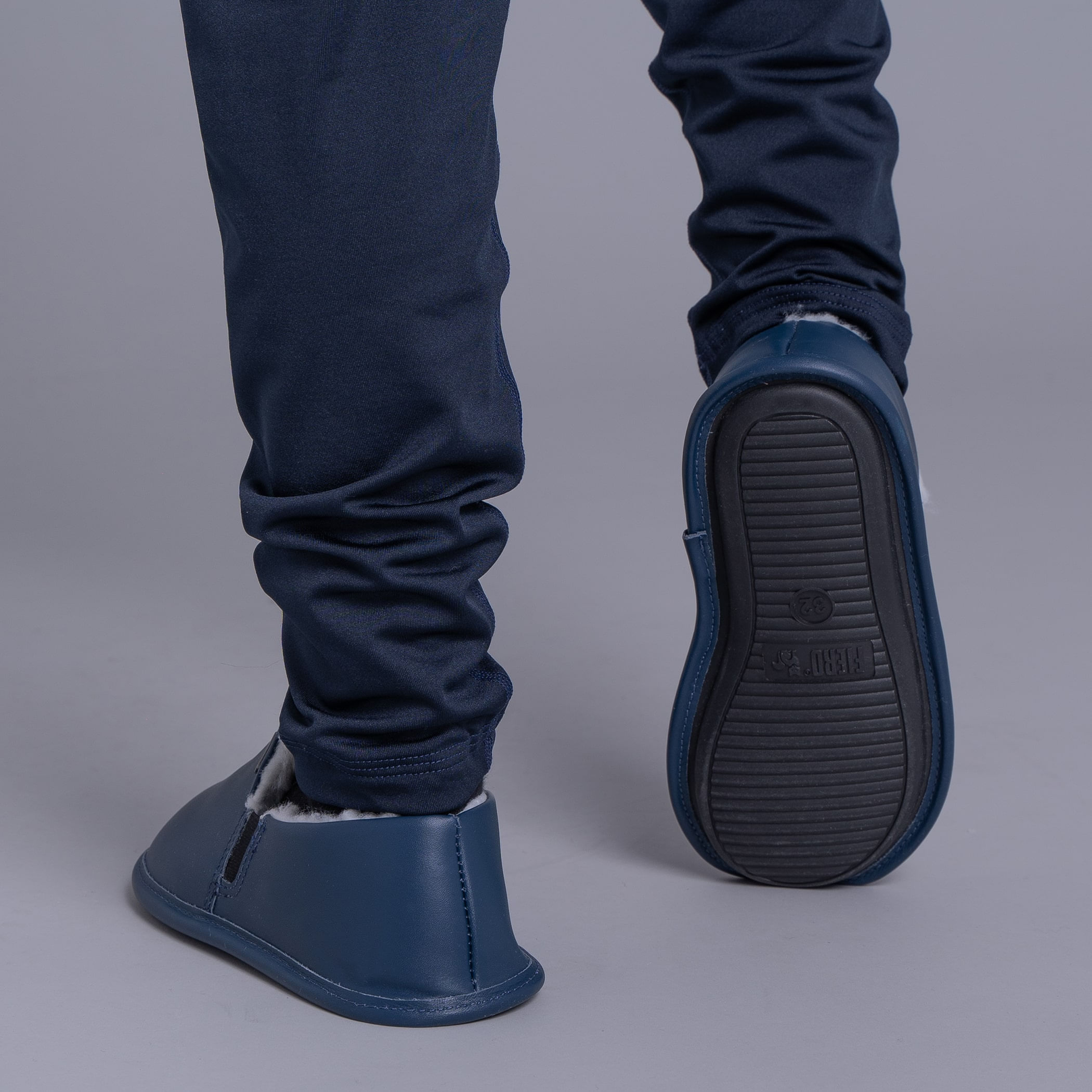 Pantufa Infantil de couro para o inverno em lã sintética Urupema Ref.:21803