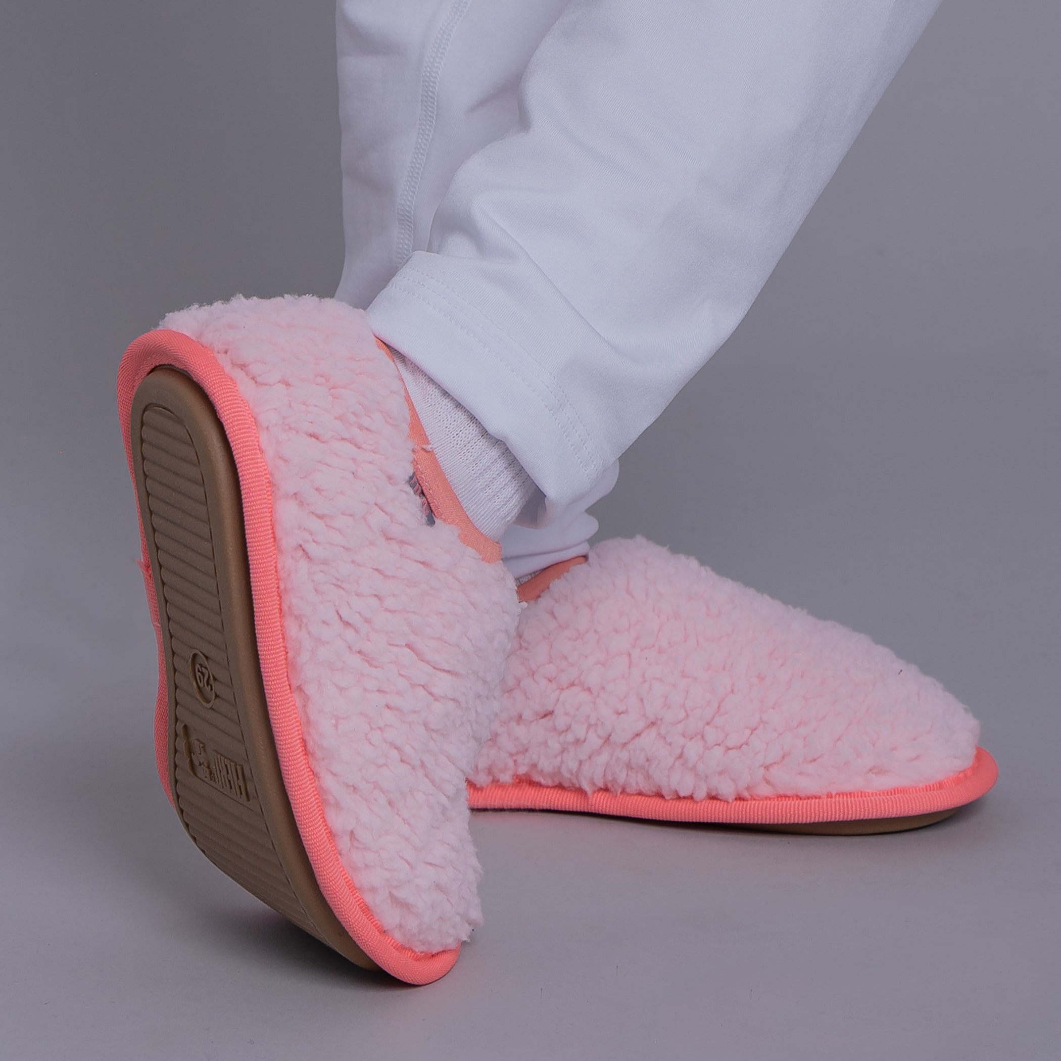 Pantufa Infantil Floppy quentinha para o inverno em lã sintética Ref.:21815