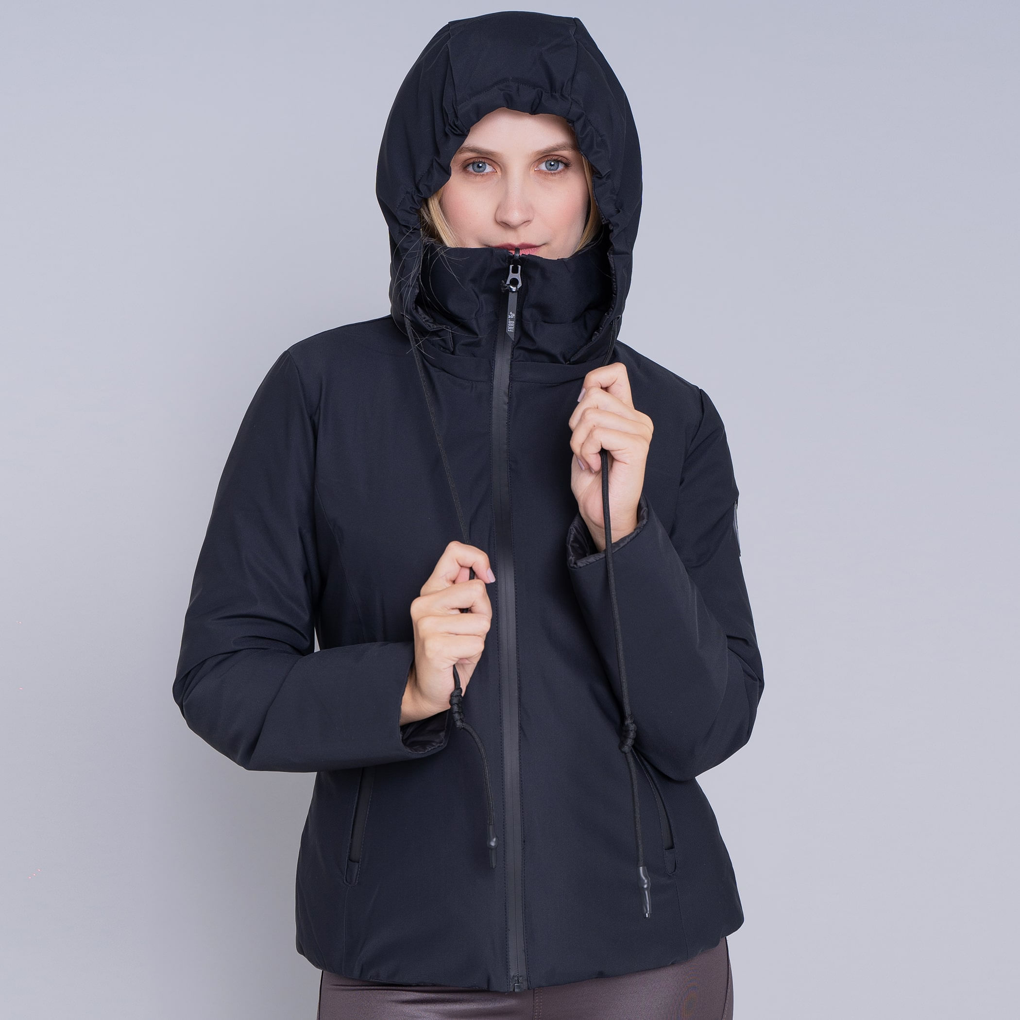 Jaqueta Feminina reversível para neve Soft Alpine Wasi capuz removível