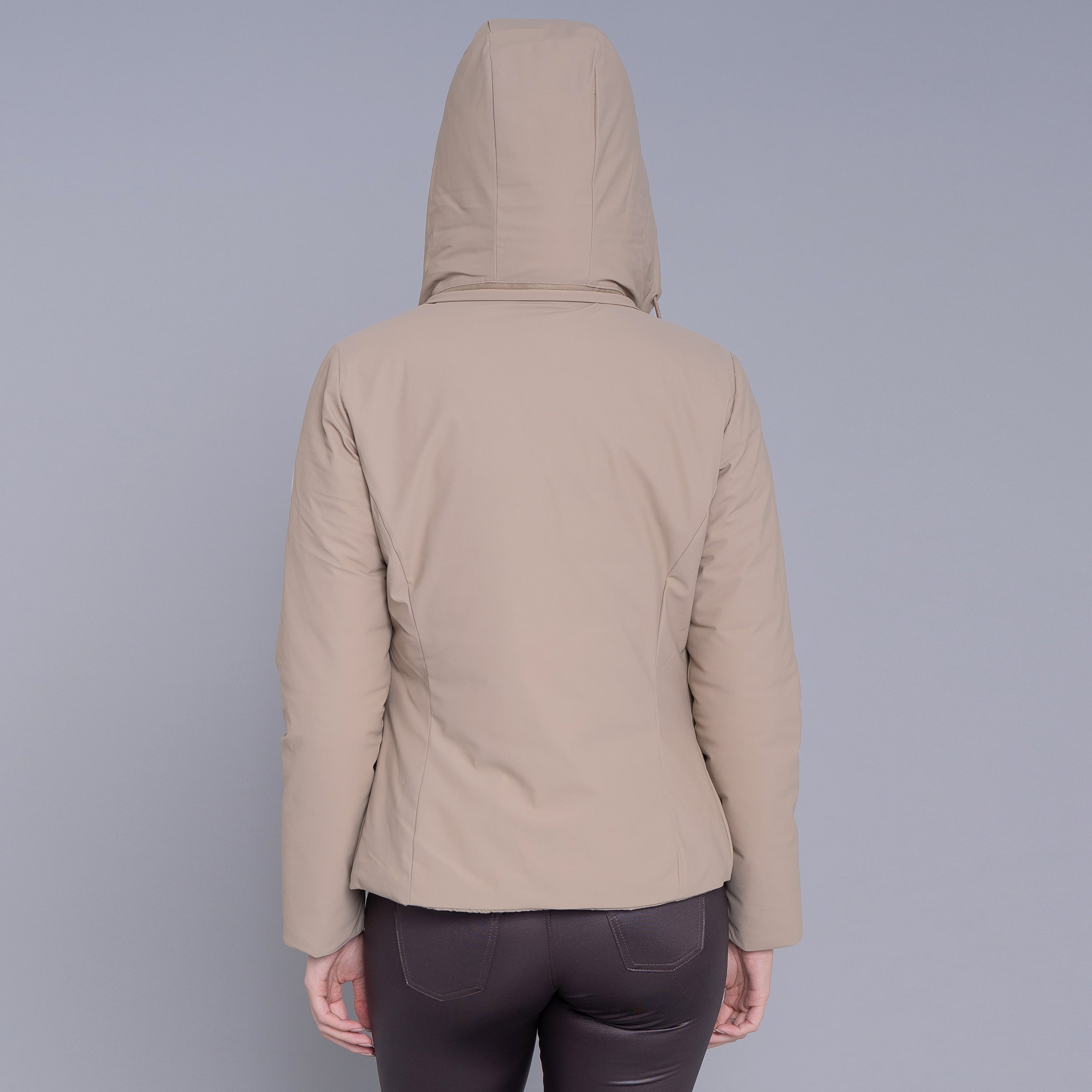Jaqueta Feminina reversível Soft Alpine Wasi capuz removível