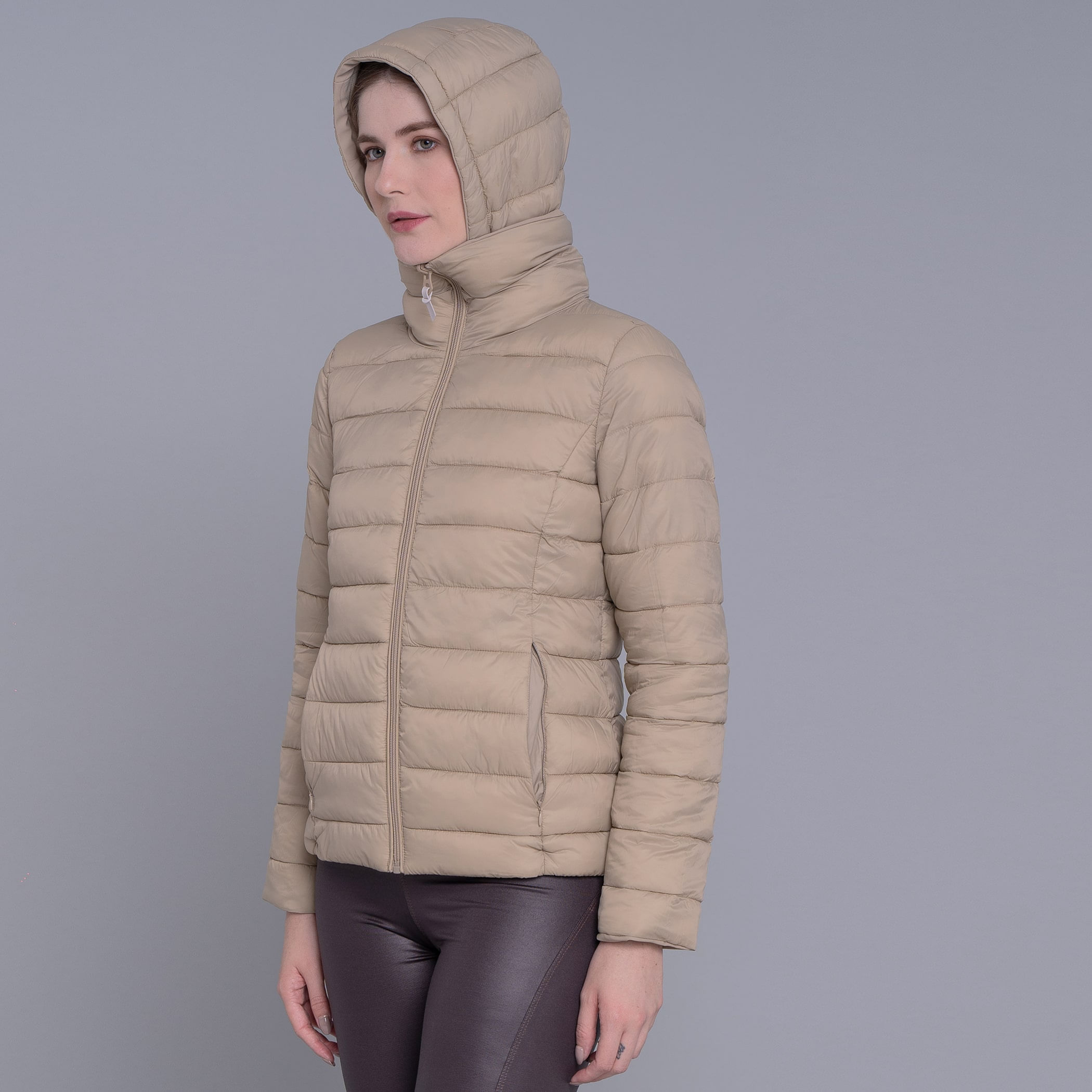 Jaqueta Feminina reversível Soft Alpine Wasi capuz removível