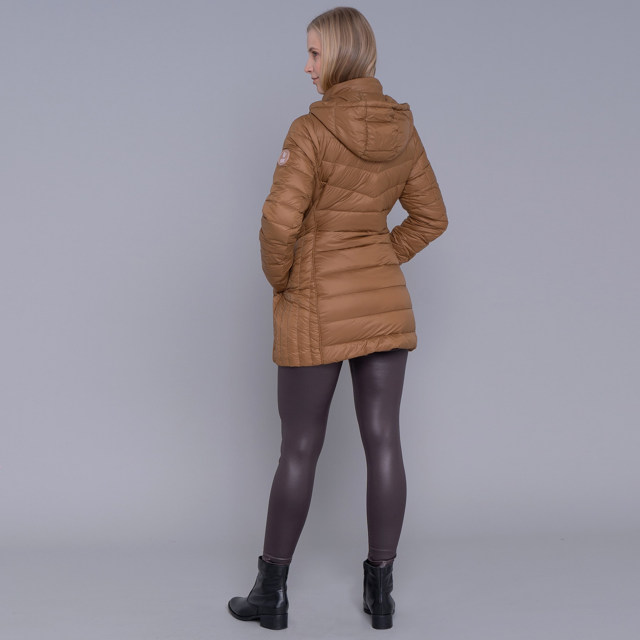 Casaco feminino puffer Ultralight Alpine Zonda de pluma com capuz removível
