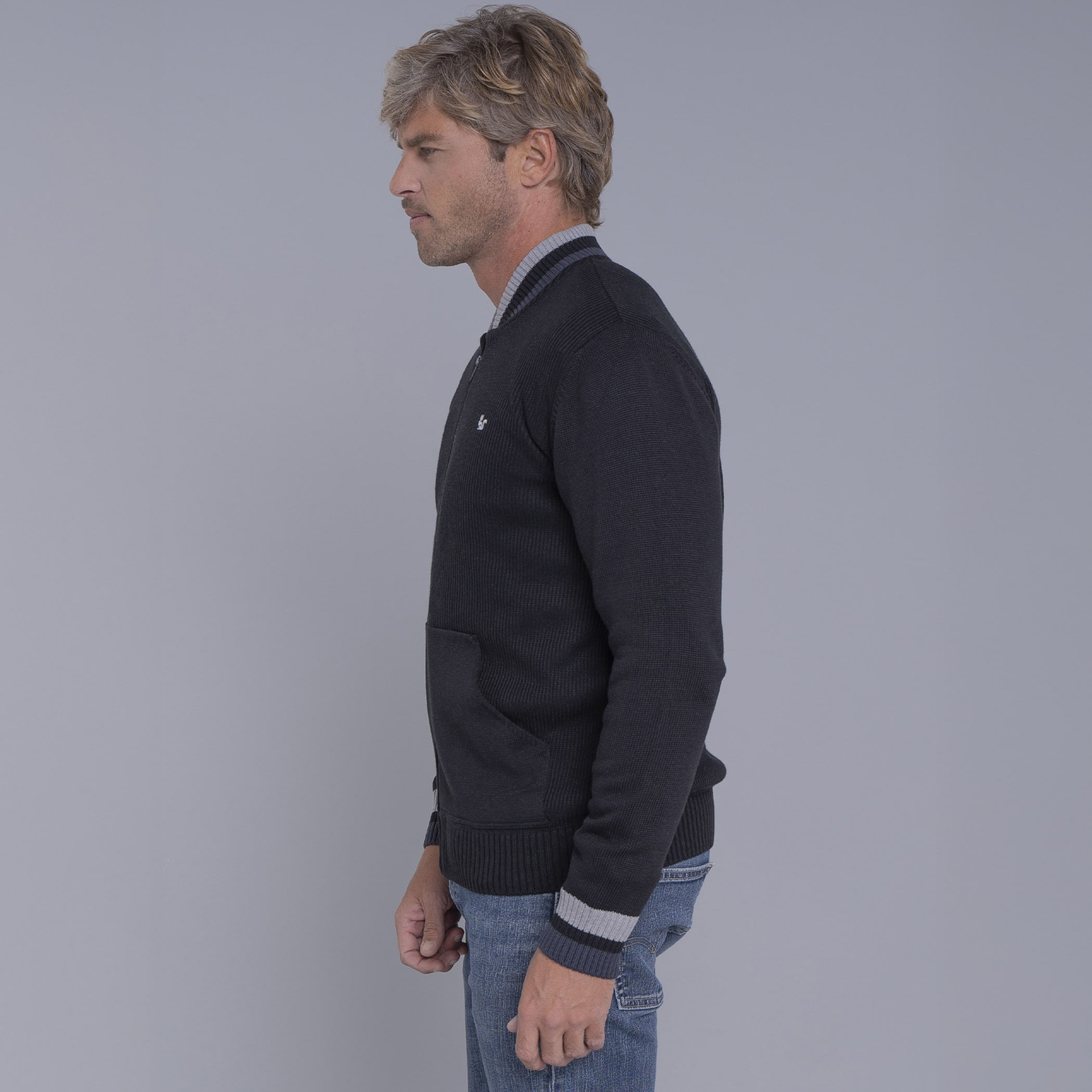 Jaqueta masculina bomber em tricô Lapacho