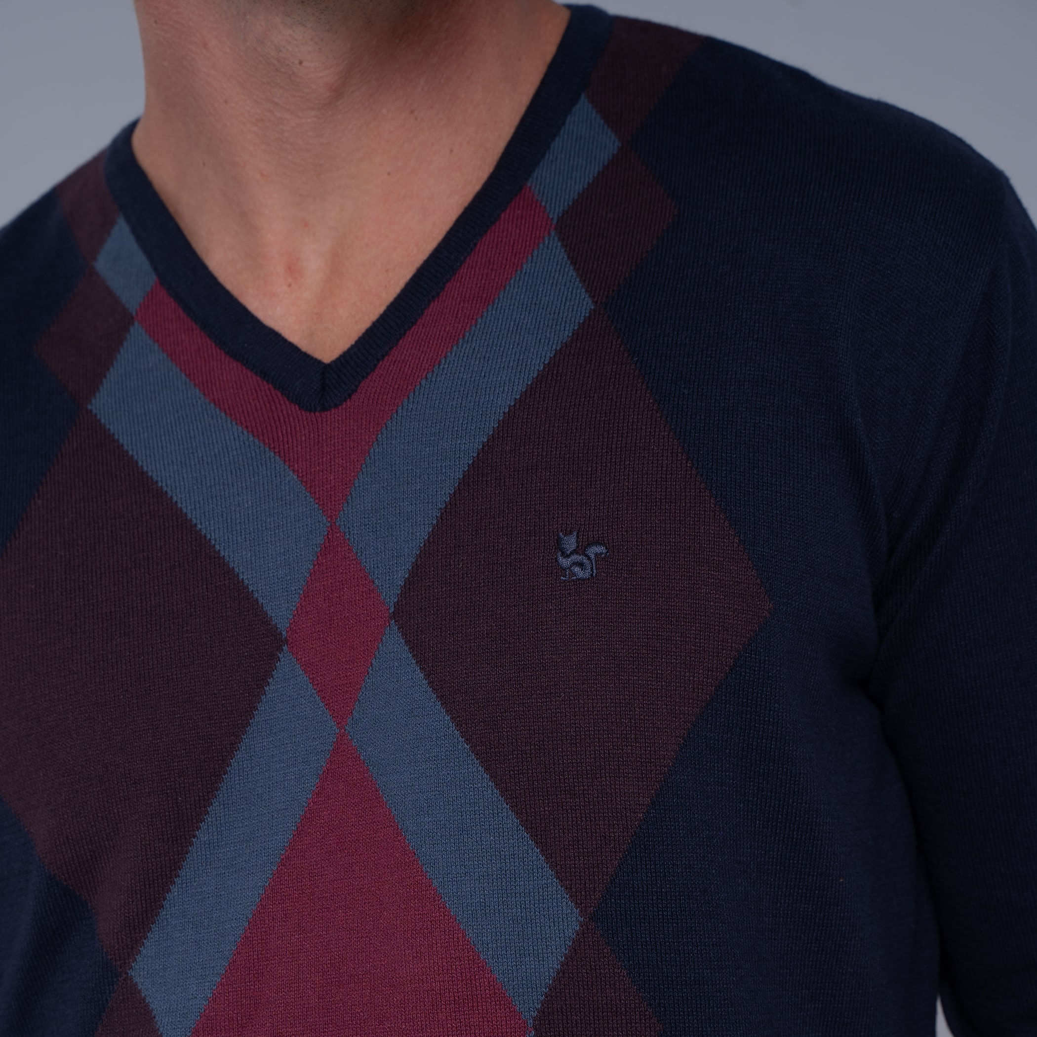 Suéter Masculino Tricô Premium Losango Scotland Gola V - AM