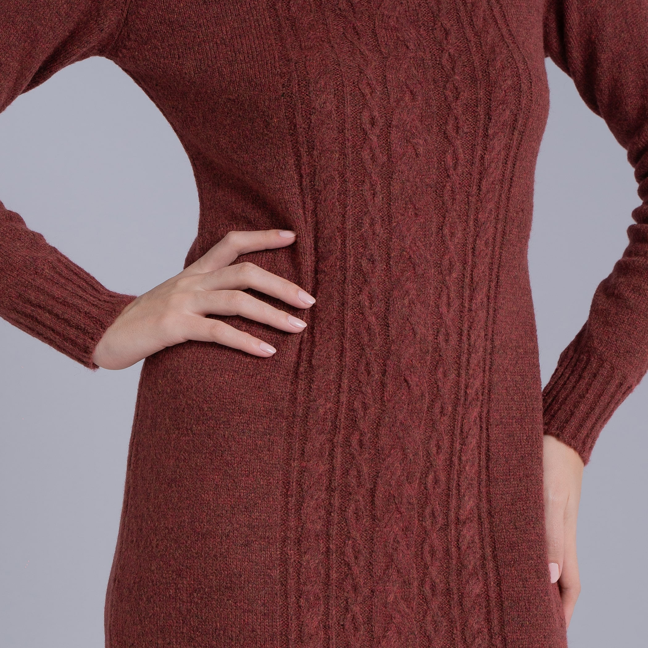 Vestido de tricot midi com tranças Engelberg para o inverno
