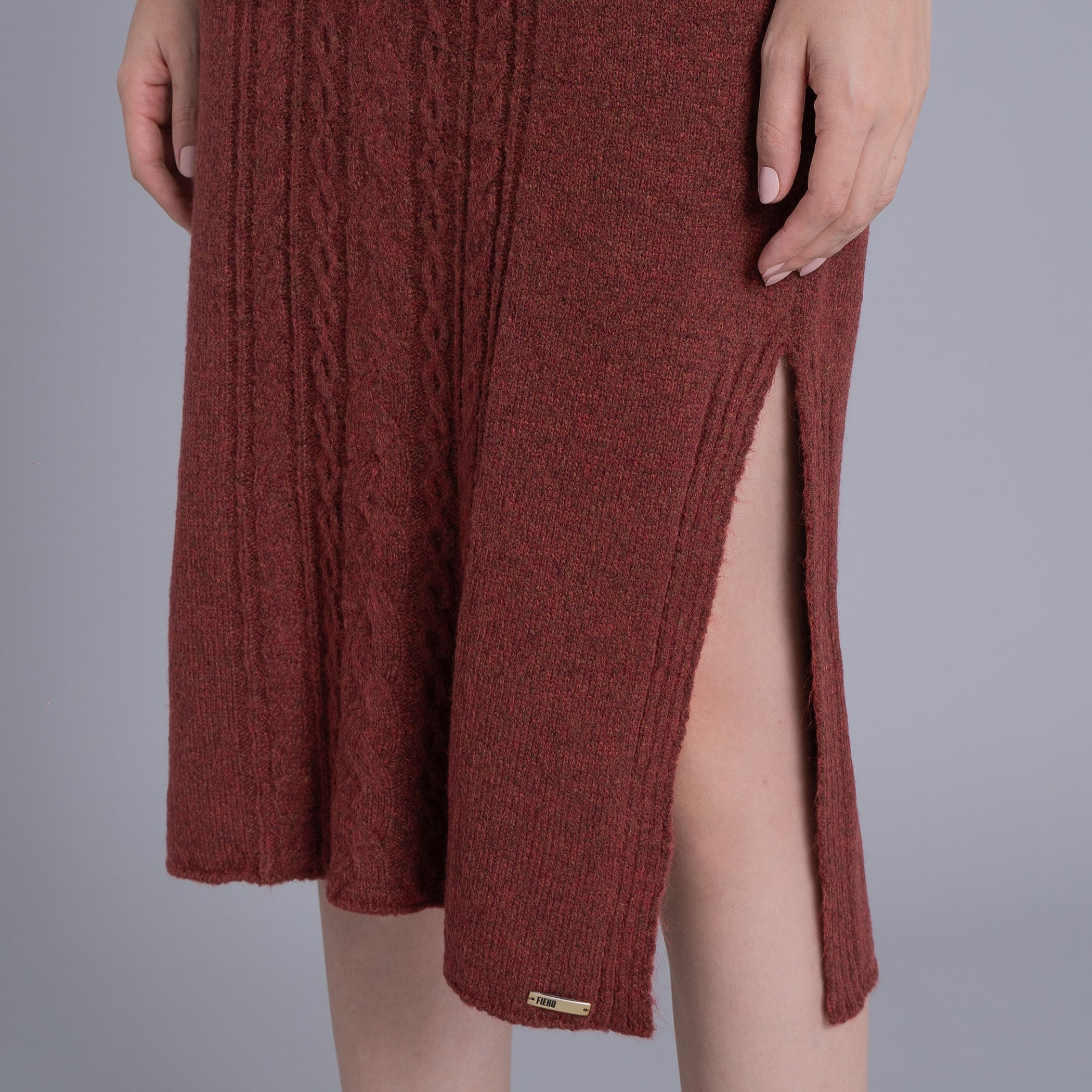 Vestido de tricot midi com tranças Engelberg para o inverno