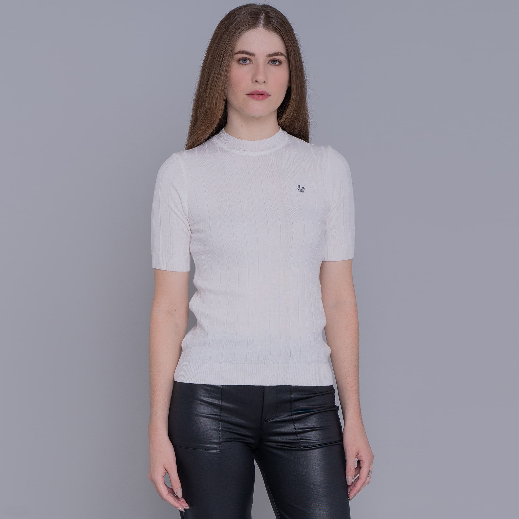 Blusa feminina manga curta de tricô canelado Los Castillos