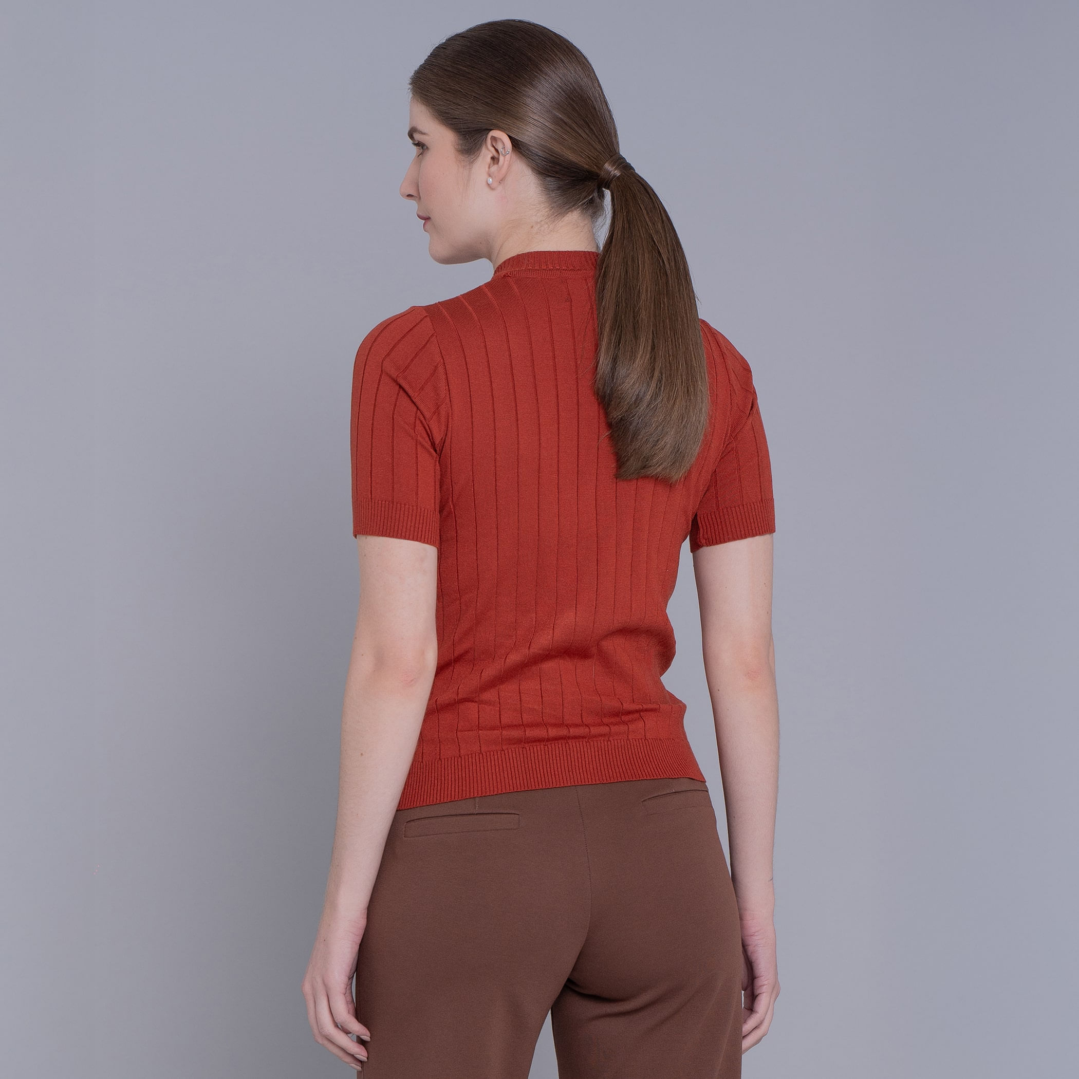 Blusa feminina manga curta de tricô canelado Los Castillos