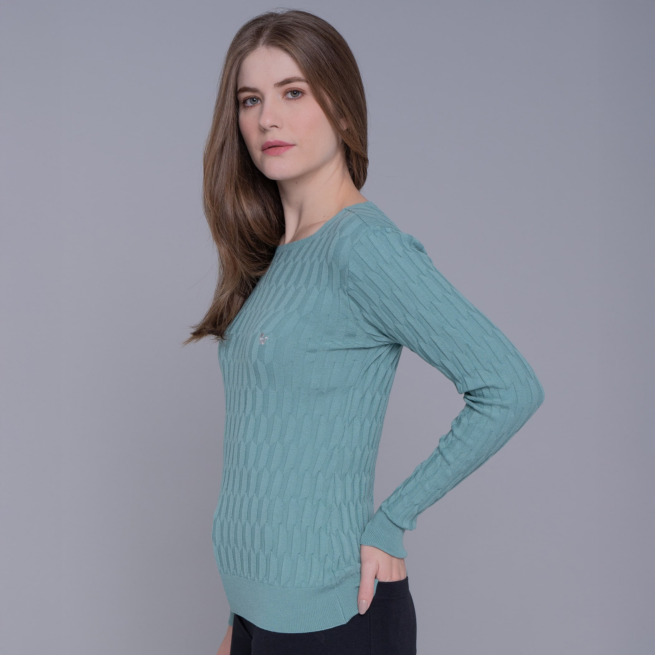 Suéter feminino em tricô geométrico Molay gola reta