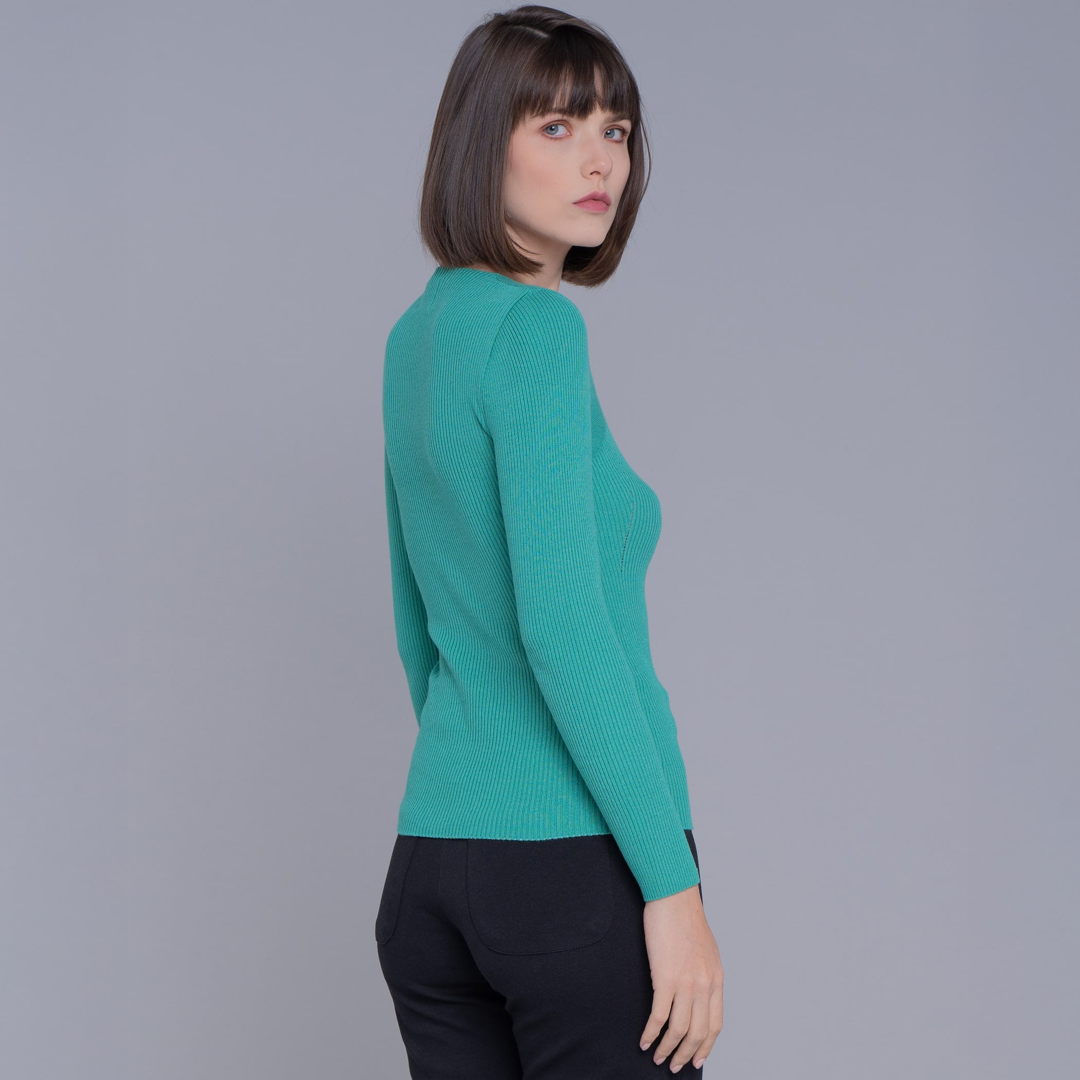 Blusa de tricot feminina canelada decote quadrado Maimará
