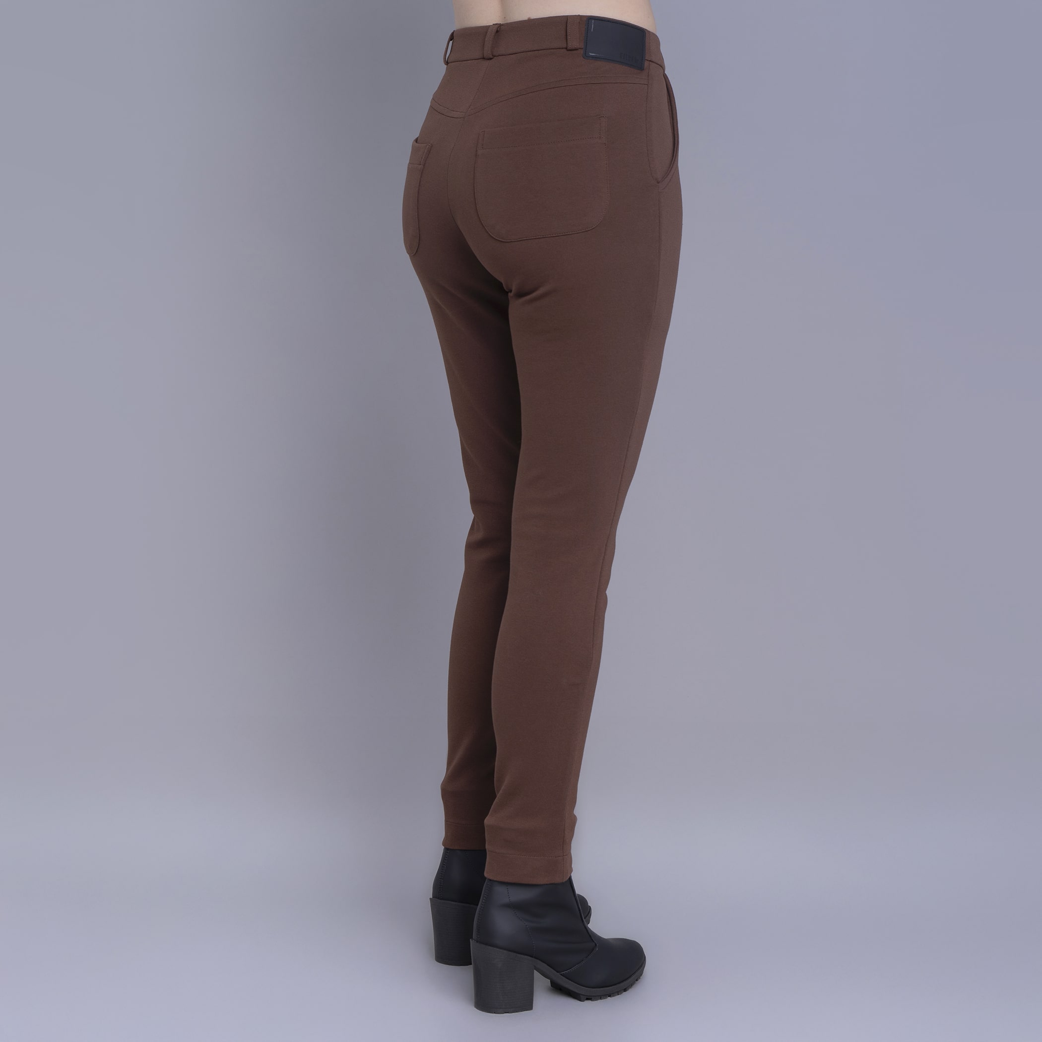 Calça feminina skinny de malha premium Linz