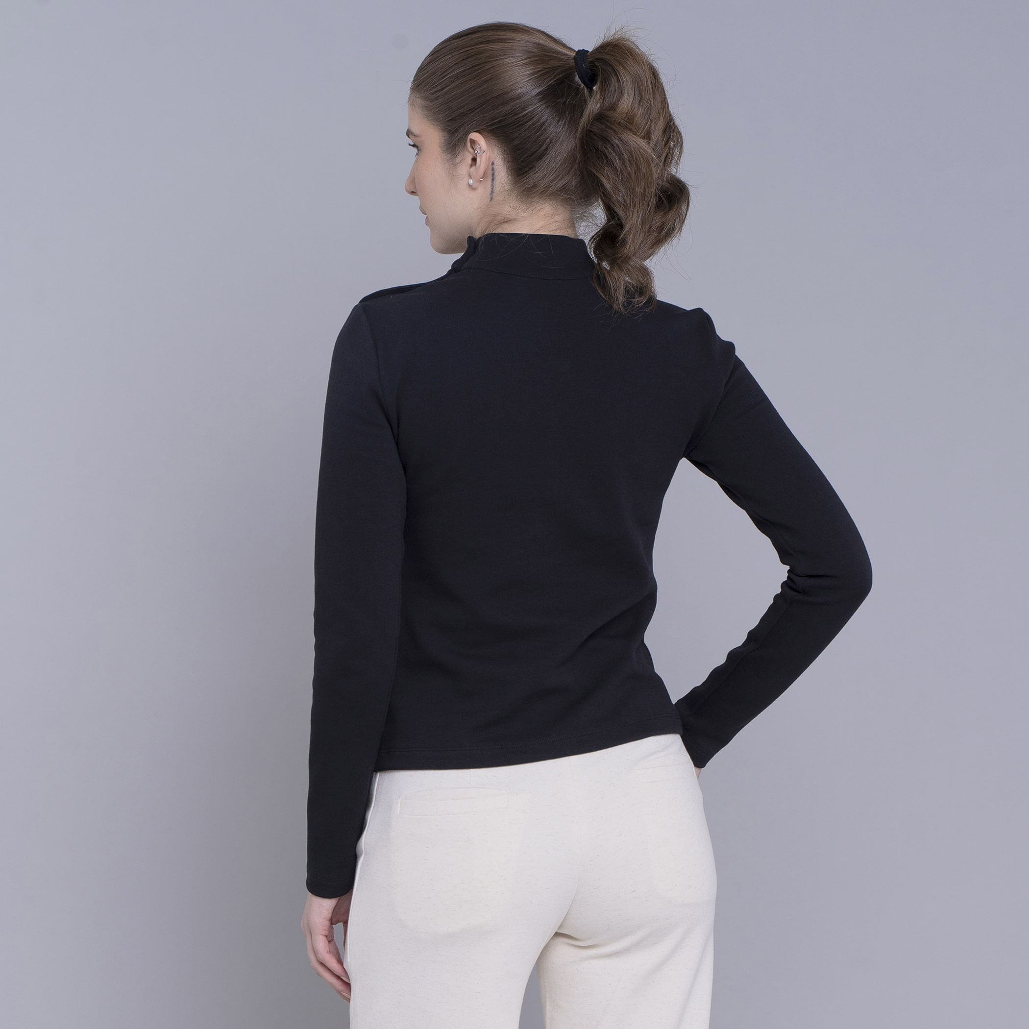 Blusa de malha premium feminina gola alta Yakana