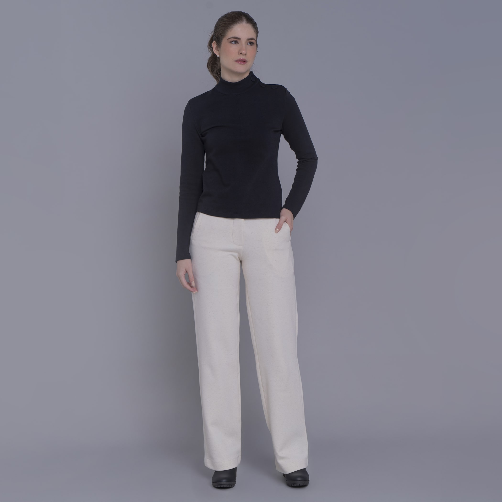 Blusa de malha premium feminina gola alta Yakana