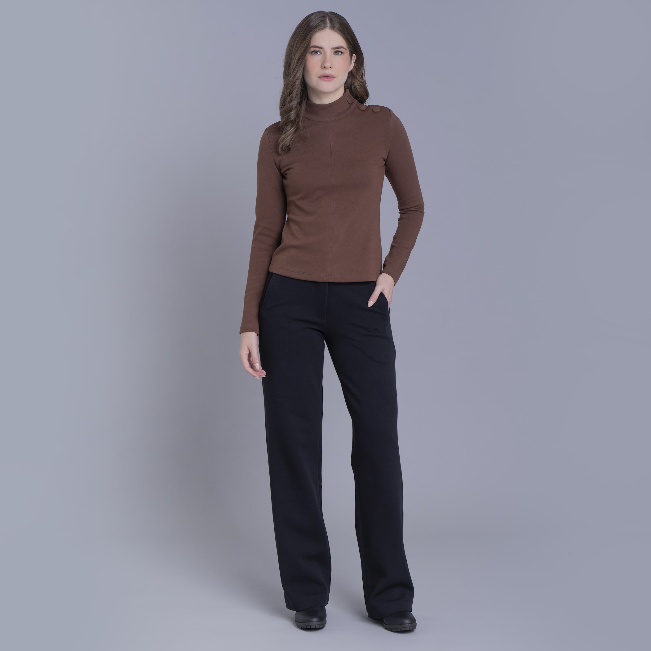 Blusa de malha premium feminina gola alta Yakana