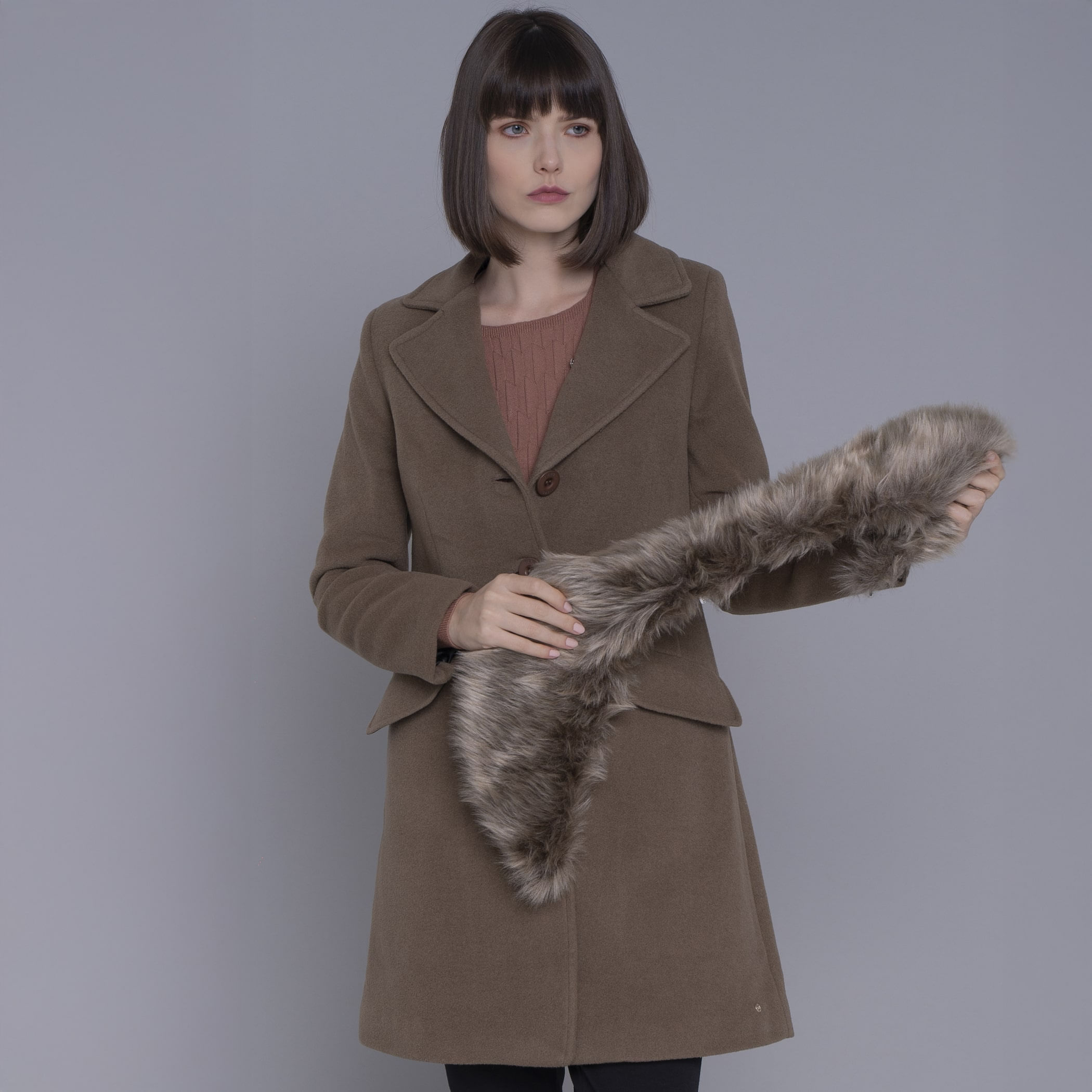 Sobretudo Térmico Feminino New Roma em Lã Premium Gola Pelos Removível