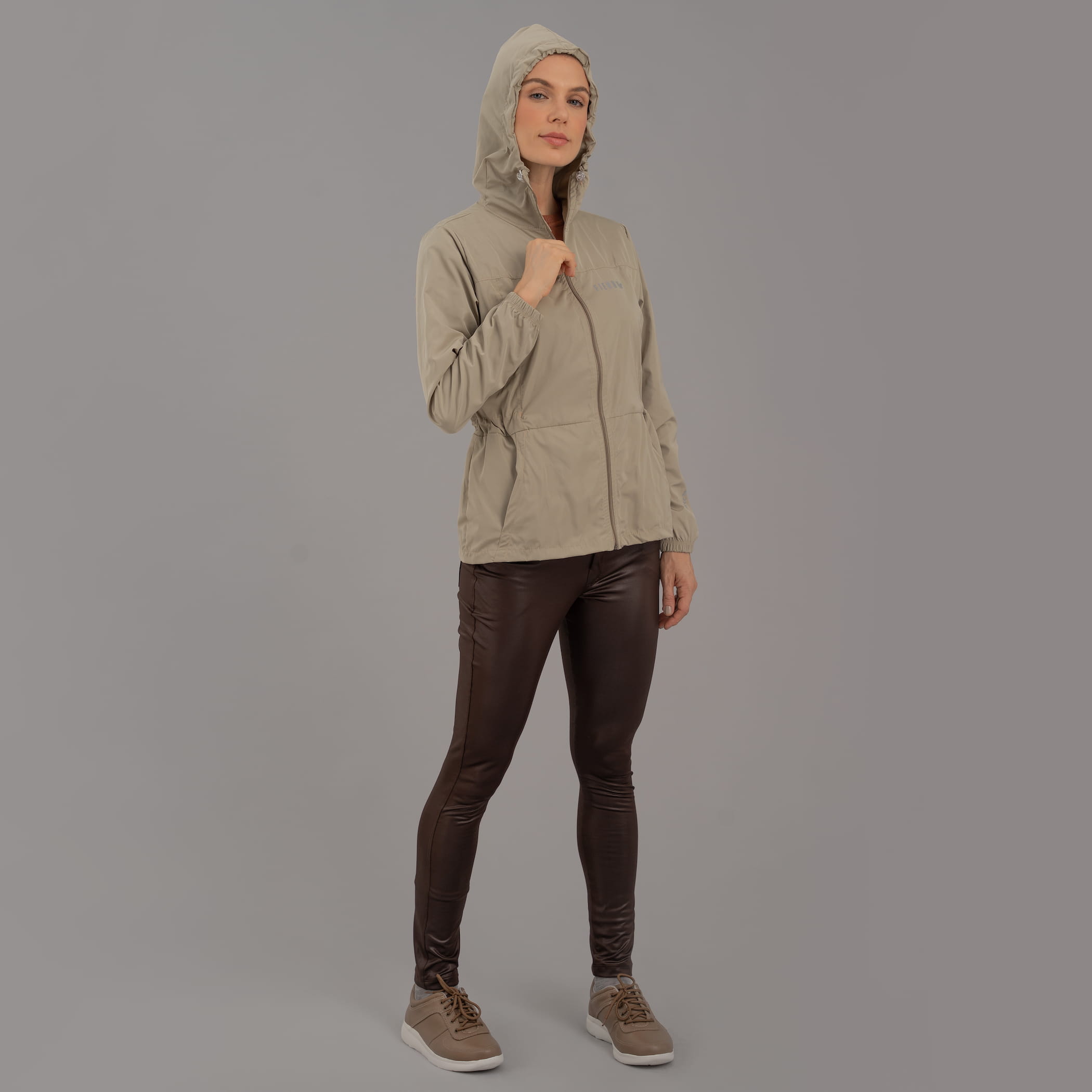 Jaqueta feminina corta vento Wind Block com capuz